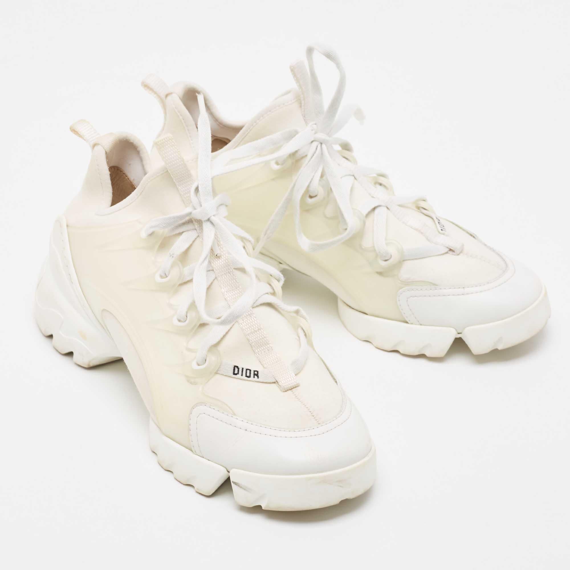 Dior White Fabric and PVC D-Connect Lace Up Sneakers Size 38 In Fair Condition In Dubai, Al Qouz 2