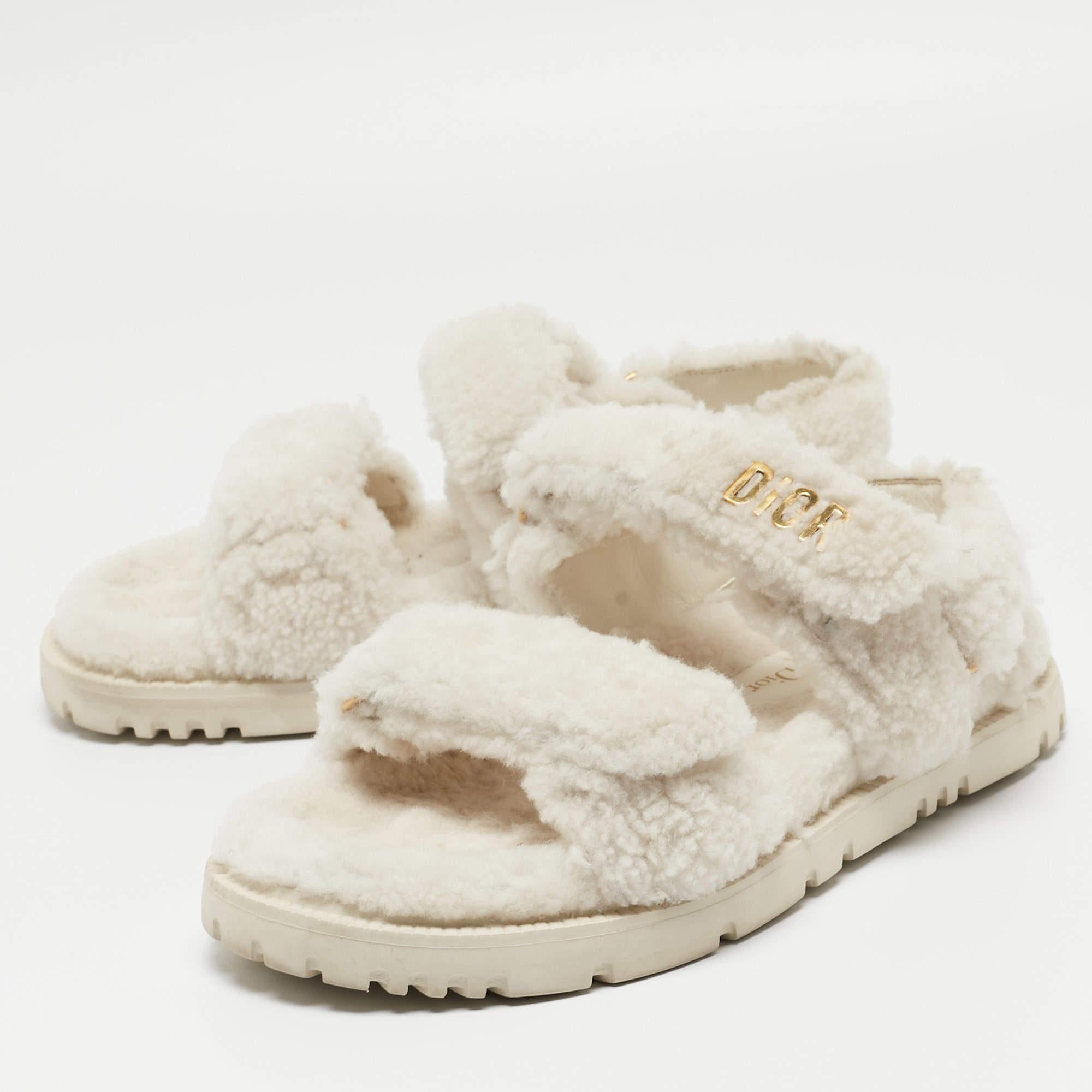 Dior White Fur DiorAct Slingback Sandals Size 39 For Sale 2