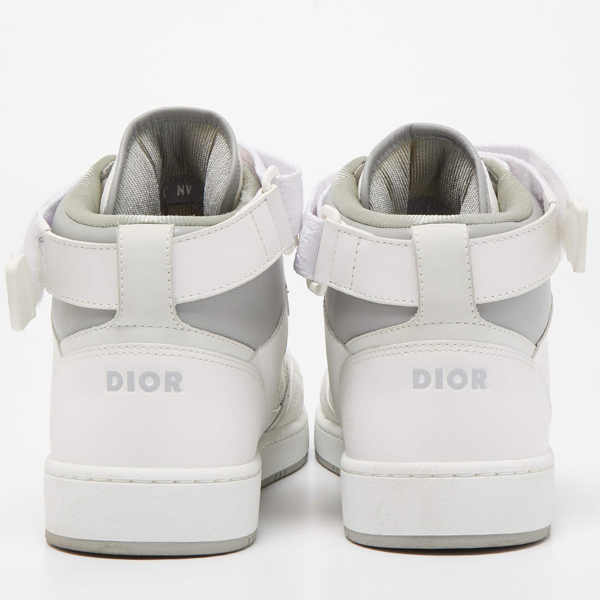 Dior White/Grey Leather B27 High Top Sneakers Size 46 In Excellent Condition In Dubai, Al Qouz 2