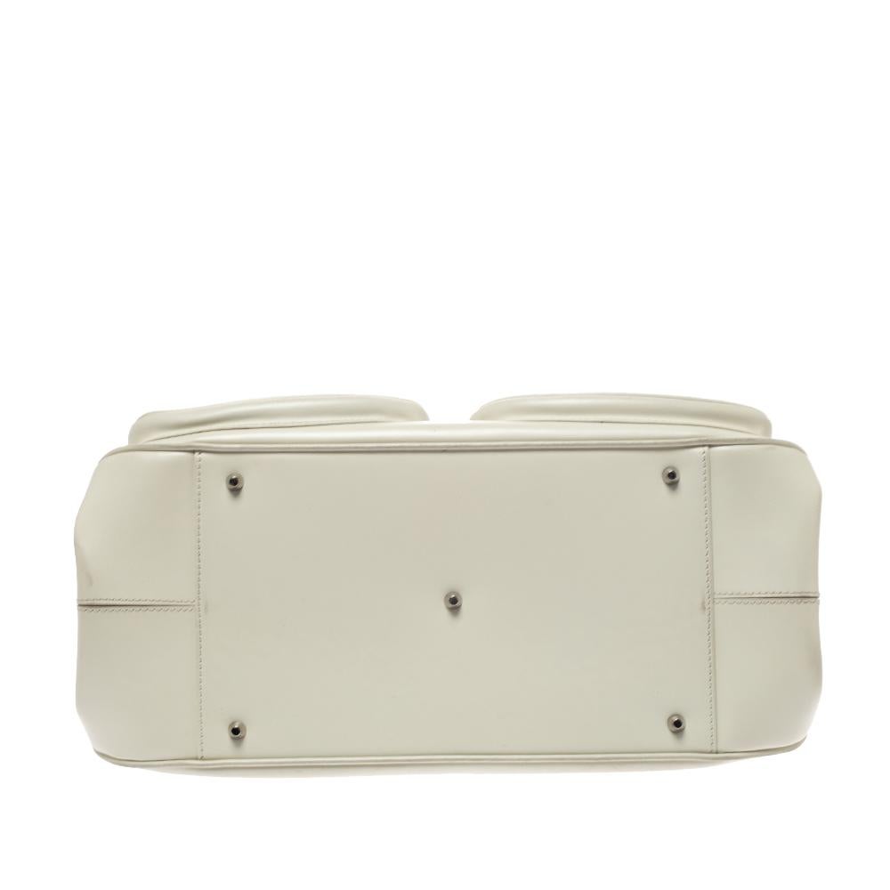 Dior White Leather Detective Satchel In Good Condition In Dubai, Al Qouz 2