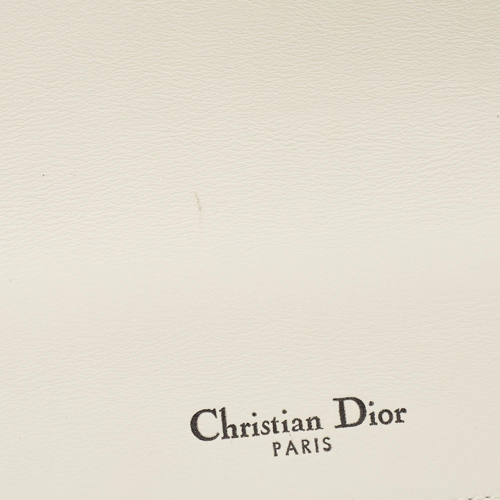 Dior White Leather Medium Diorama Flap Shoulder Bag 4