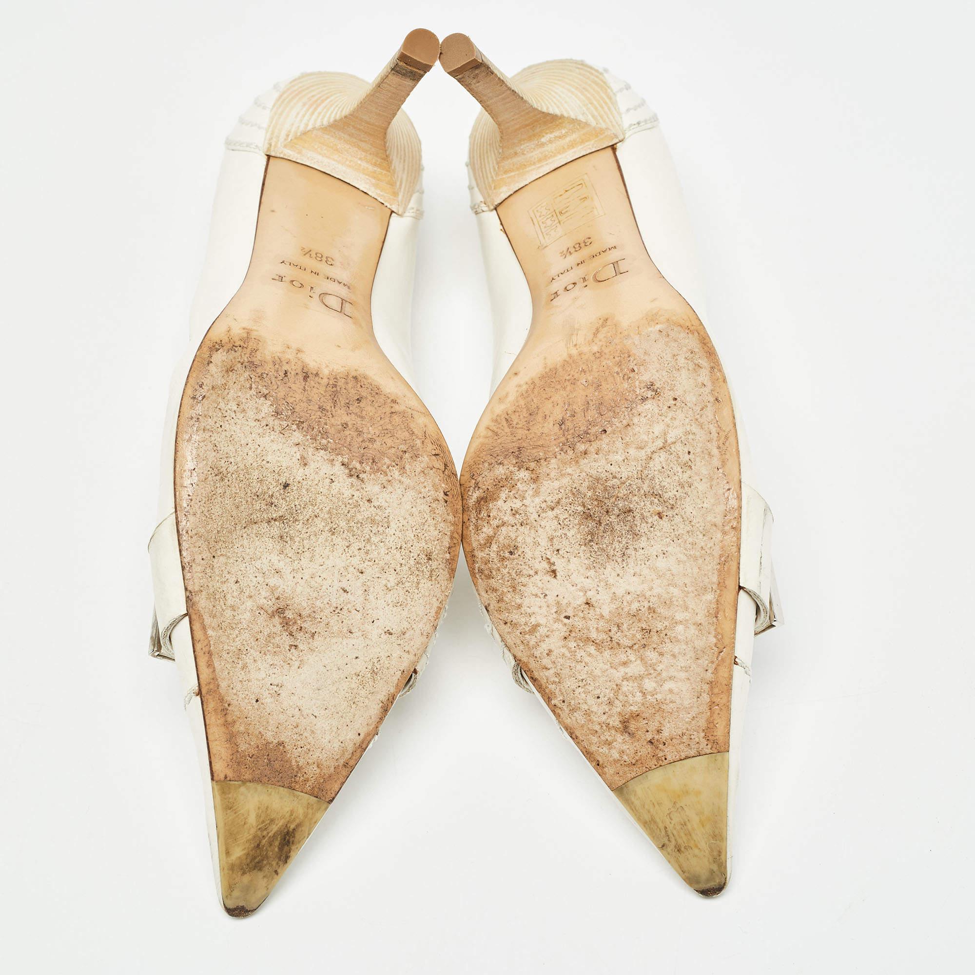 Dior White Leather Pointed Toe Pumps Size 38.5 For Sale 2
