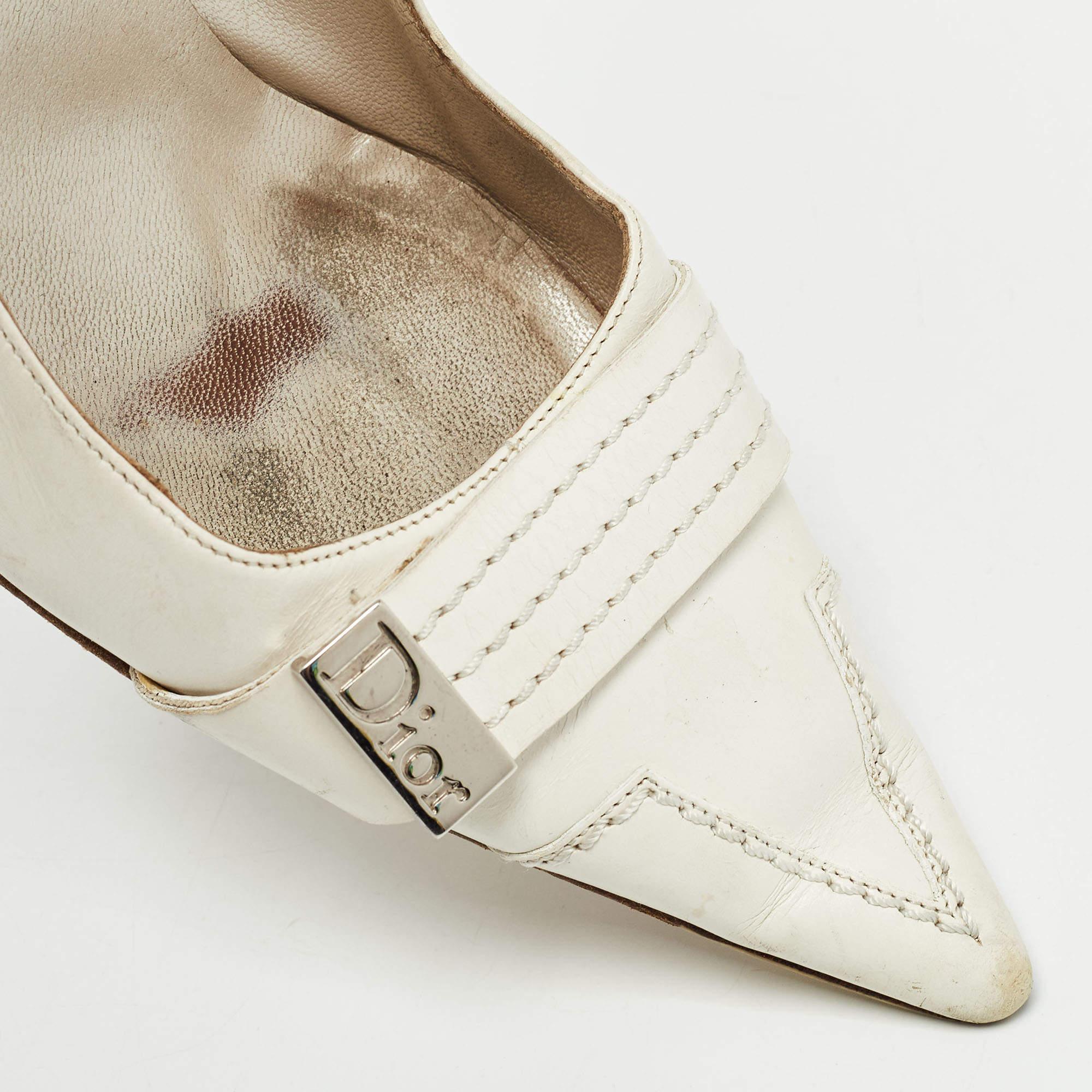 Dior White Leather Pointed Toe Pumps Size 38.5 For Sale 4