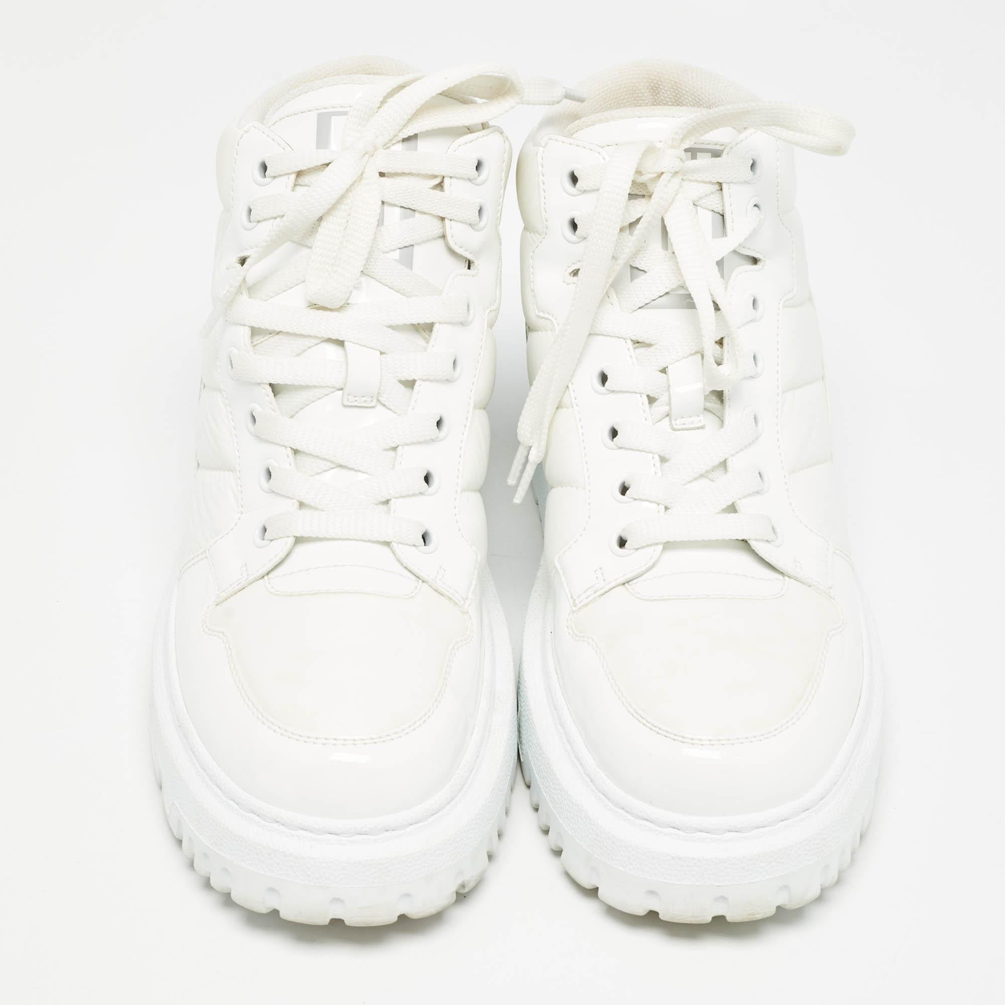 Gray Dior White Mesh and Patent Leather D-Player High Top Sneaker Size 37.5 For Sale