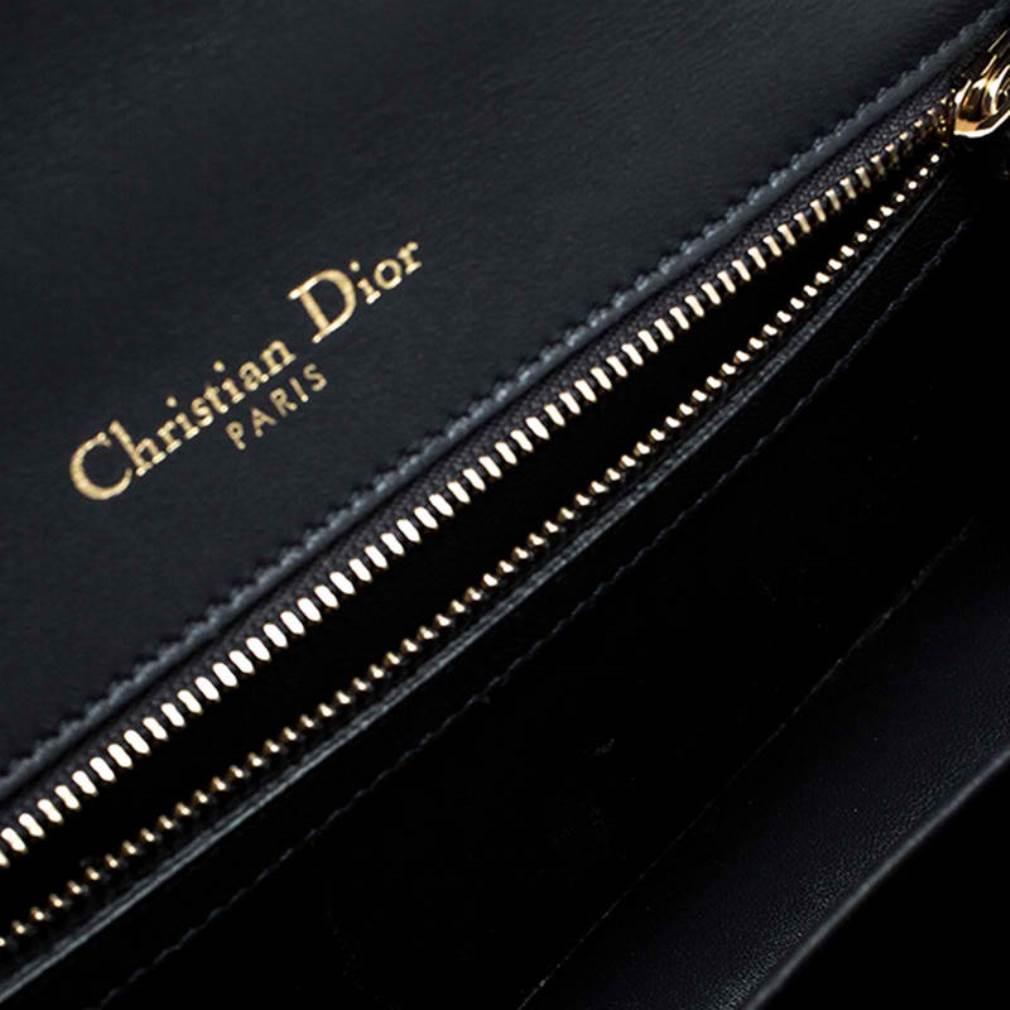 Dior White Patent Leather Small Diorama Flap Shoulder Bag In Good Condition In Dubai, Al Qouz 2