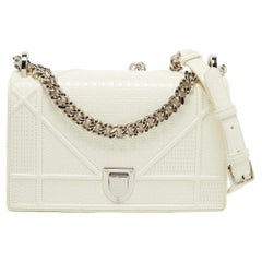 Dior Borsa a tracolla piccola Diorama in vernice bianca
