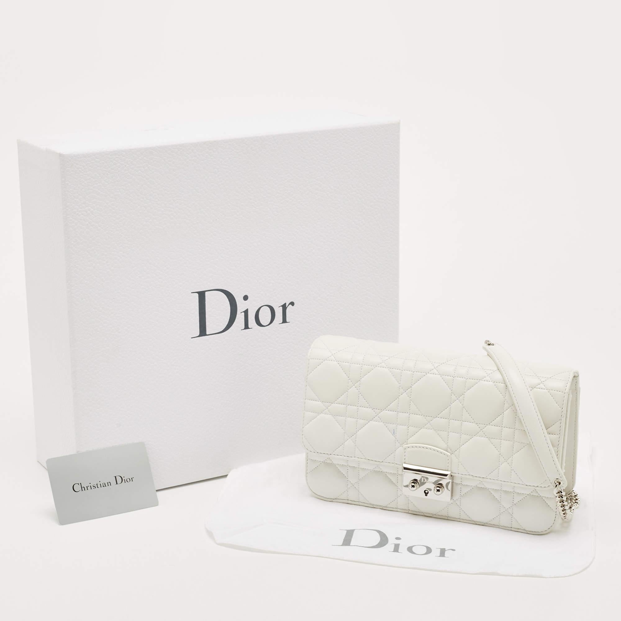 Dior White Quilted Leather Medium Miss Dior Promenade Shoulder Bag 13