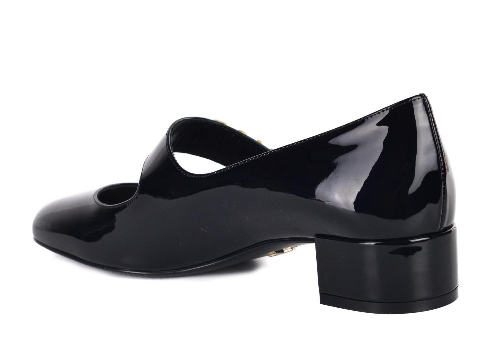 Dior Women's Black Baby-D Patent Leather Strap Pumps In New Condition For Sale In Brooklyn, NY