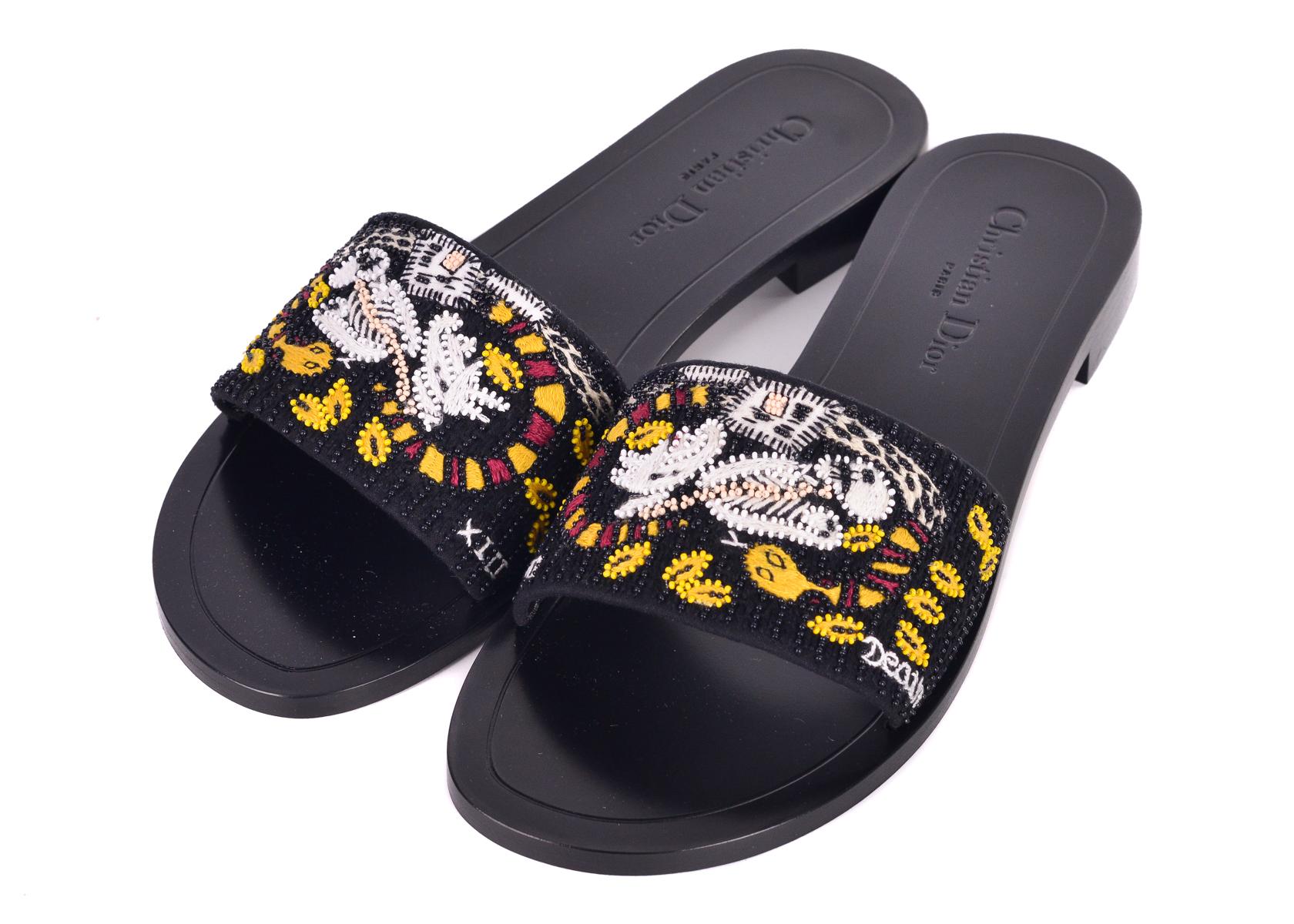 Dior Womens Black Dior Tarot Death Embroidered Clog Slippers  In New Condition For Sale In Brooklyn, NY