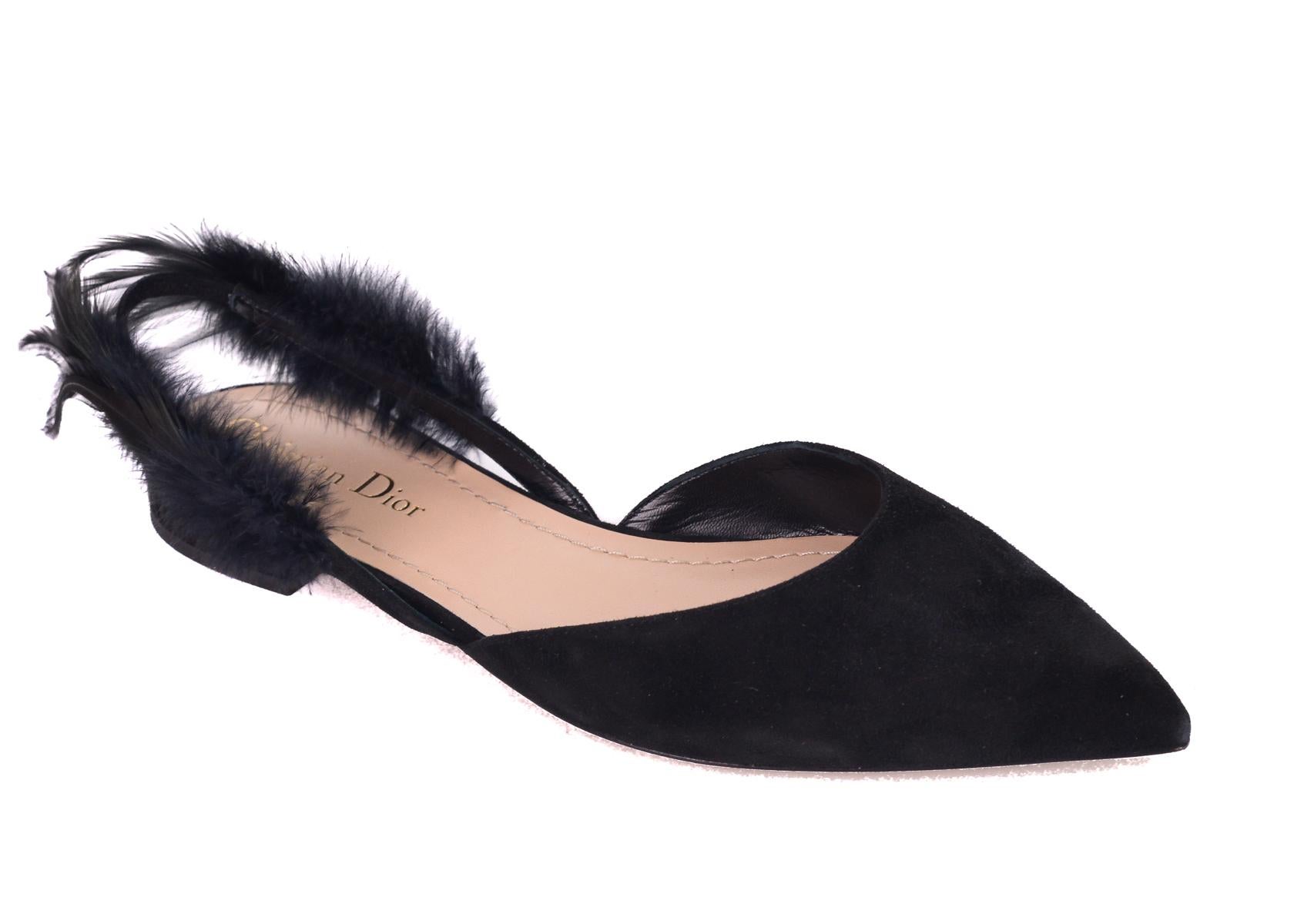 Christian Dior's Dior Ethnie feather flats. These flats feature adoring feather detailing in a flat silhouette. Pair with blue denim jeans for a chic everyday look.

Christian Dior's Dior Ethnie feather flats
Suede
Feather Detailing
Pointed