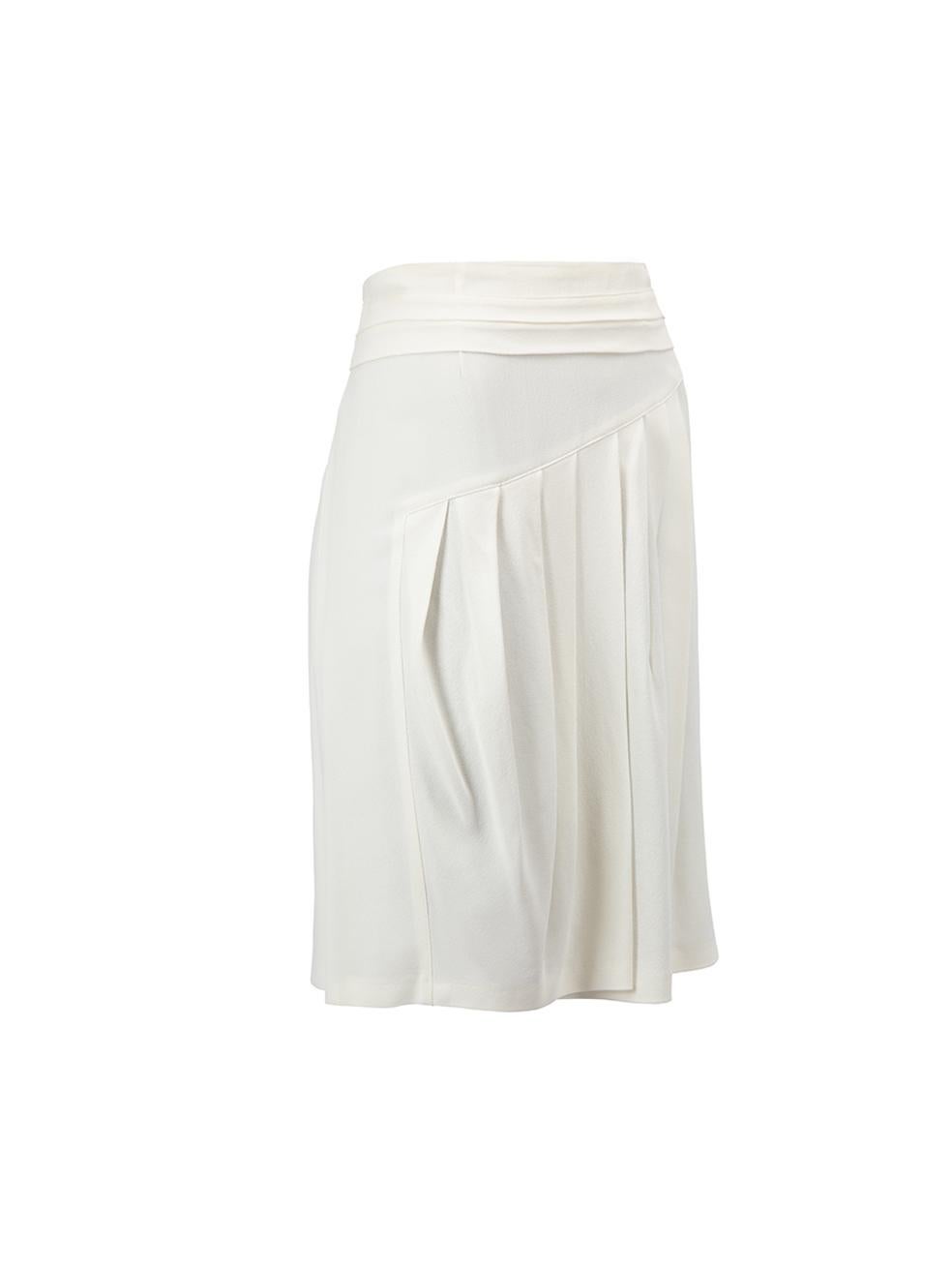 CONDITION is Very good. Minimal wear to skirt is evident. Minimal wear to the right-side of waistband with discoloured markings on this used Christian Dior Boutique designer resale item. 



Details


Cream

Synthetic

Mini skirt

Pleated

Side zip