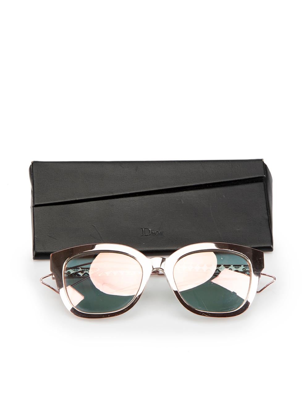 Lunettes de soleil Dioramal à monture carrée et miroir rose pour femme Bon état à London, GB