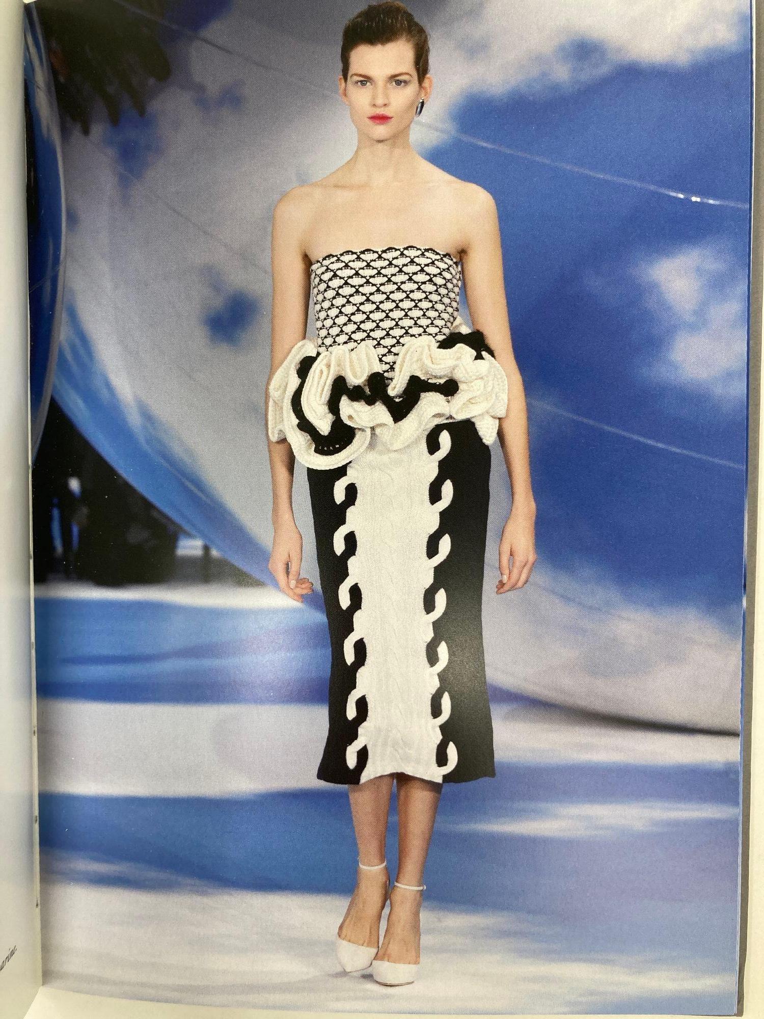 Paper DIOR Women's Runway Show Lookbook Collection Autumn Winter 2013-2014 For Sale