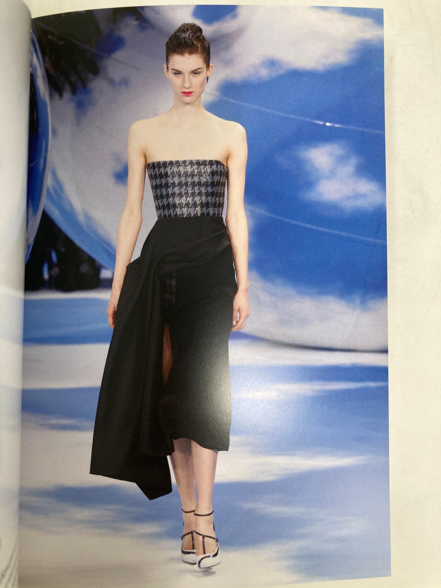 DIOR Women's Runway Show Lookbook Collection Autumn Winter 2013-2014 For Sale 2