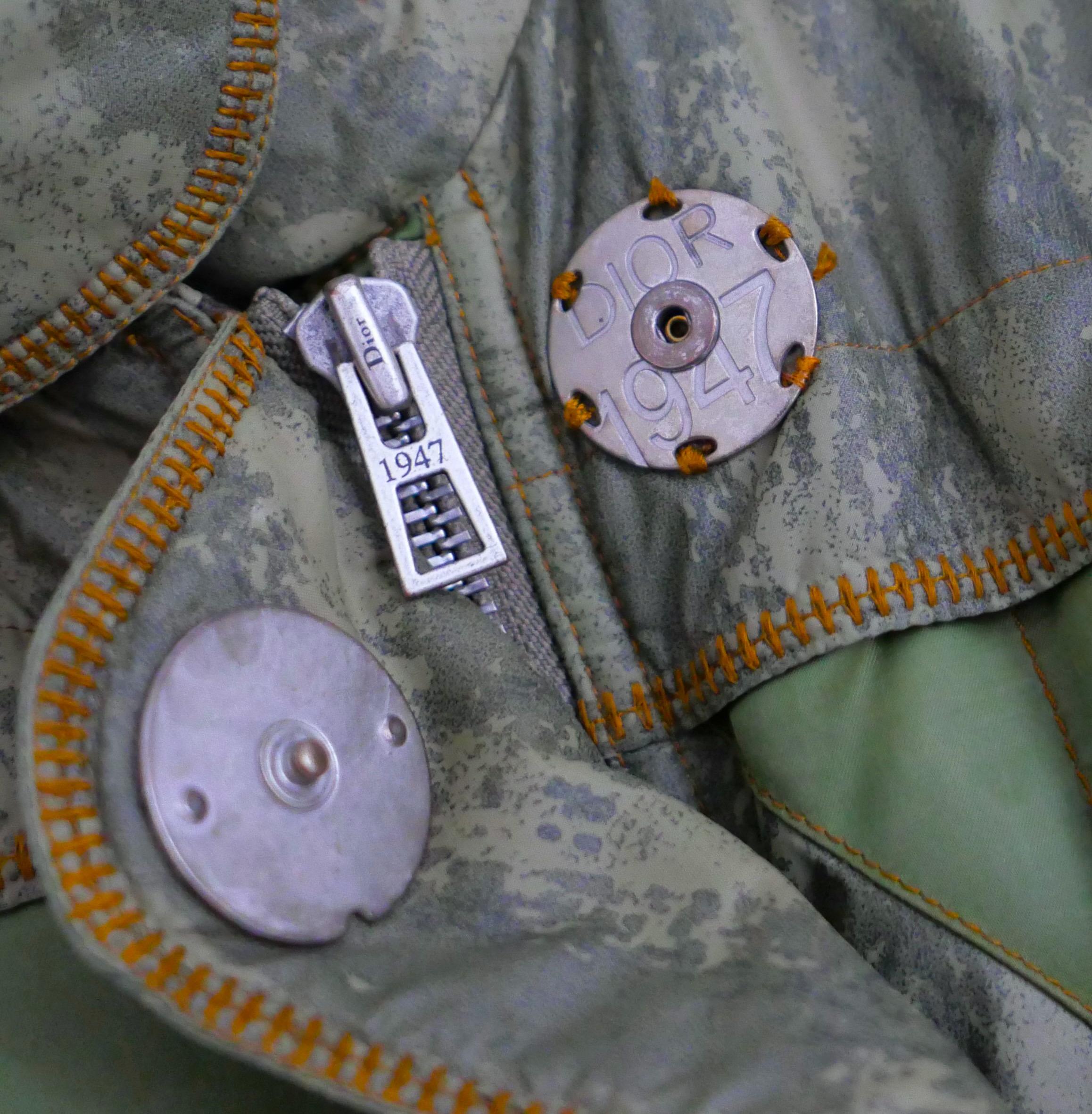 Giacca Puffer Camo Dior x John Galliano Autunno 2006 in vendita 1
