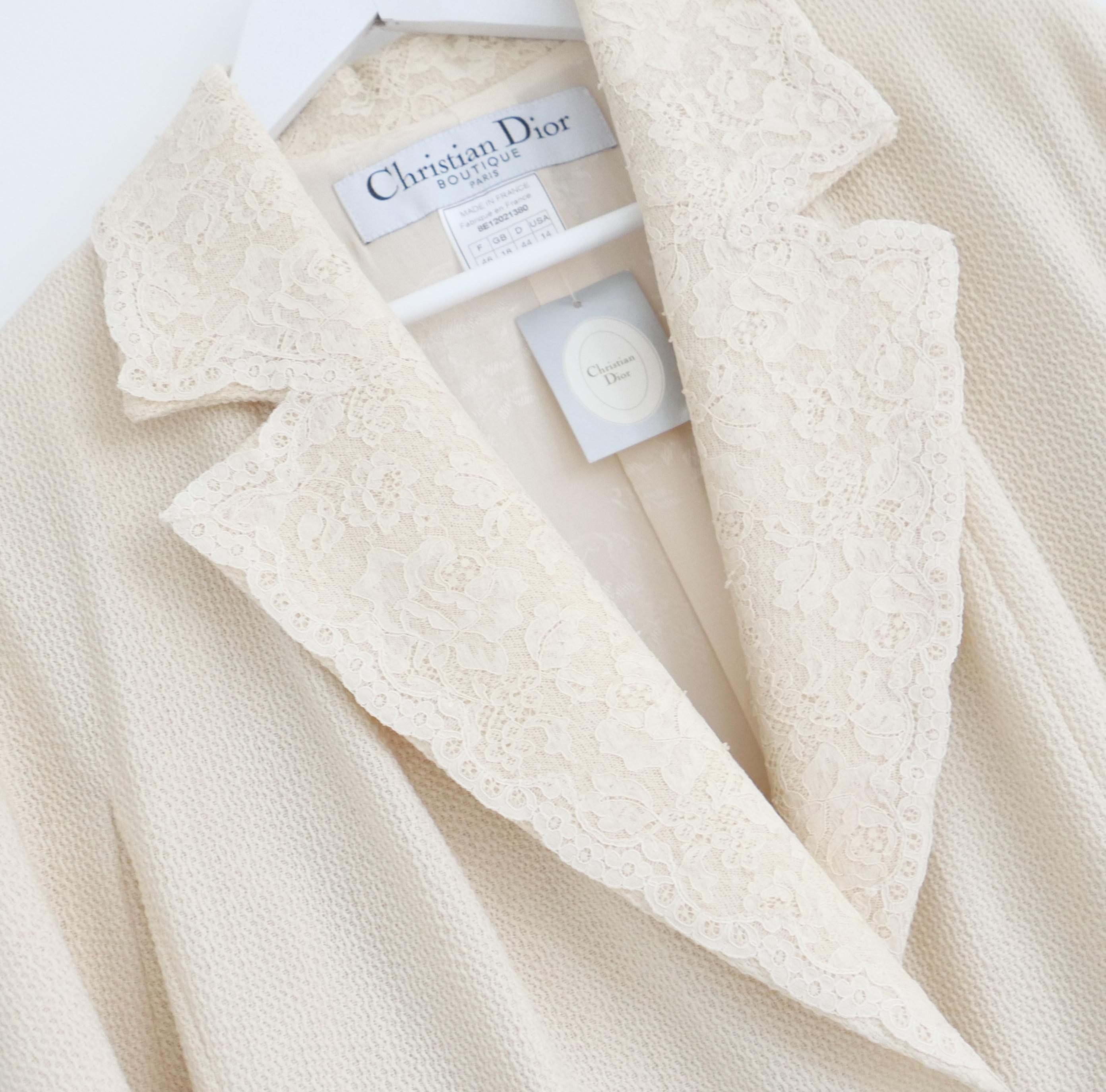 Dior x John Galliano Giacca con bottoni in pizzo e cammeo Primavera 1998 In condizioni Nuovo in vendita a London, GB