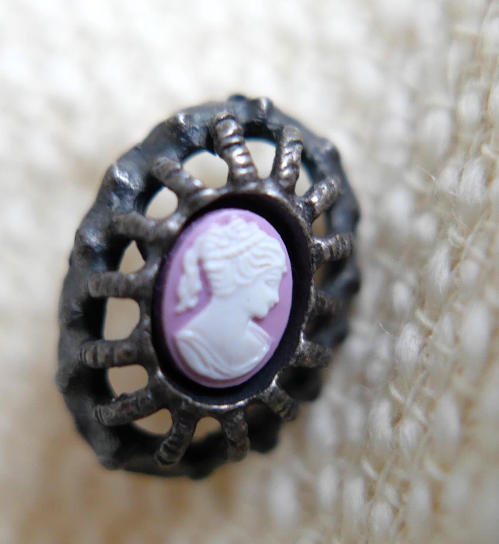 Donna Dior x John Galliano Giacca con bottoni in pizzo e cammeo Primavera 1998 in vendita