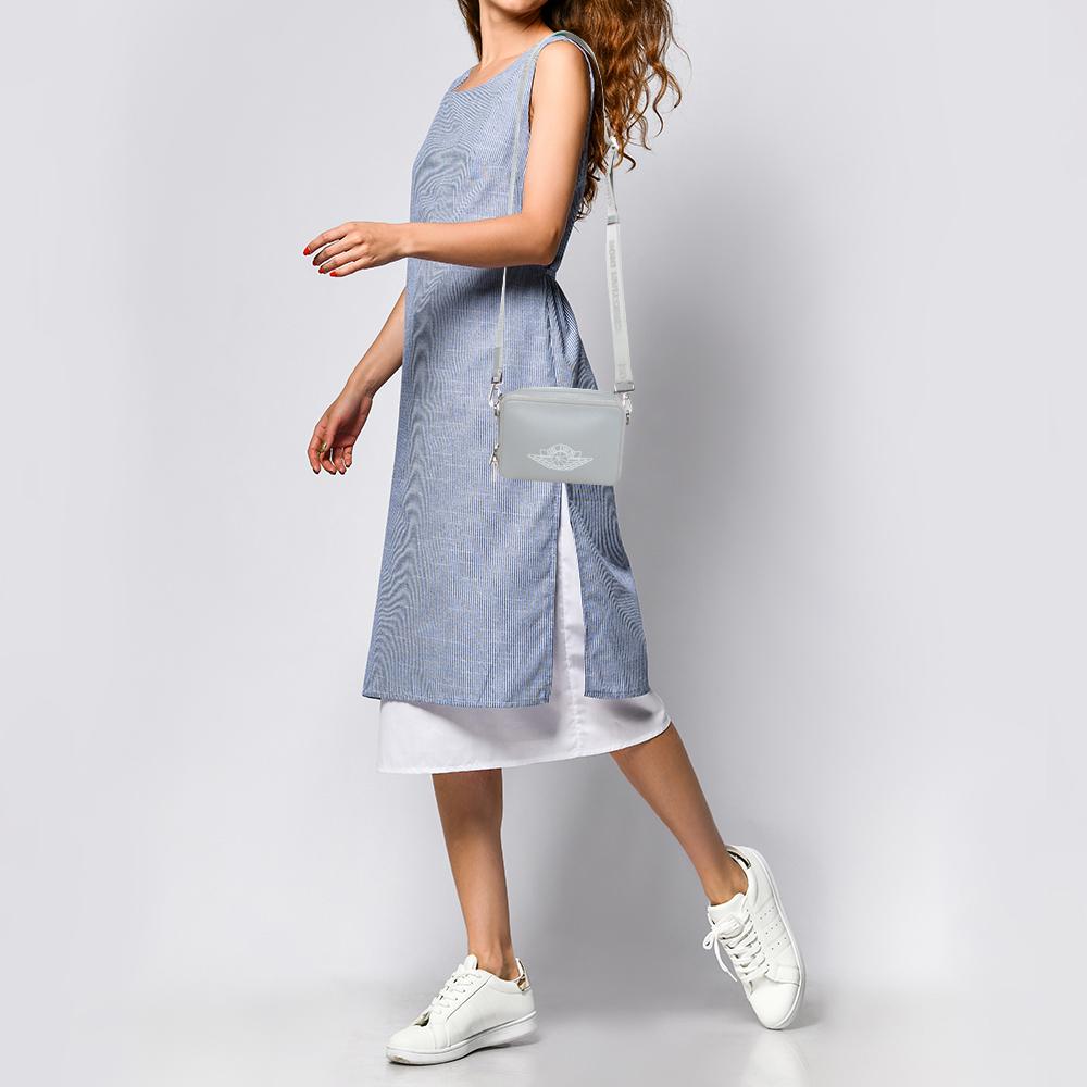 Air dior outlet shoulder bag