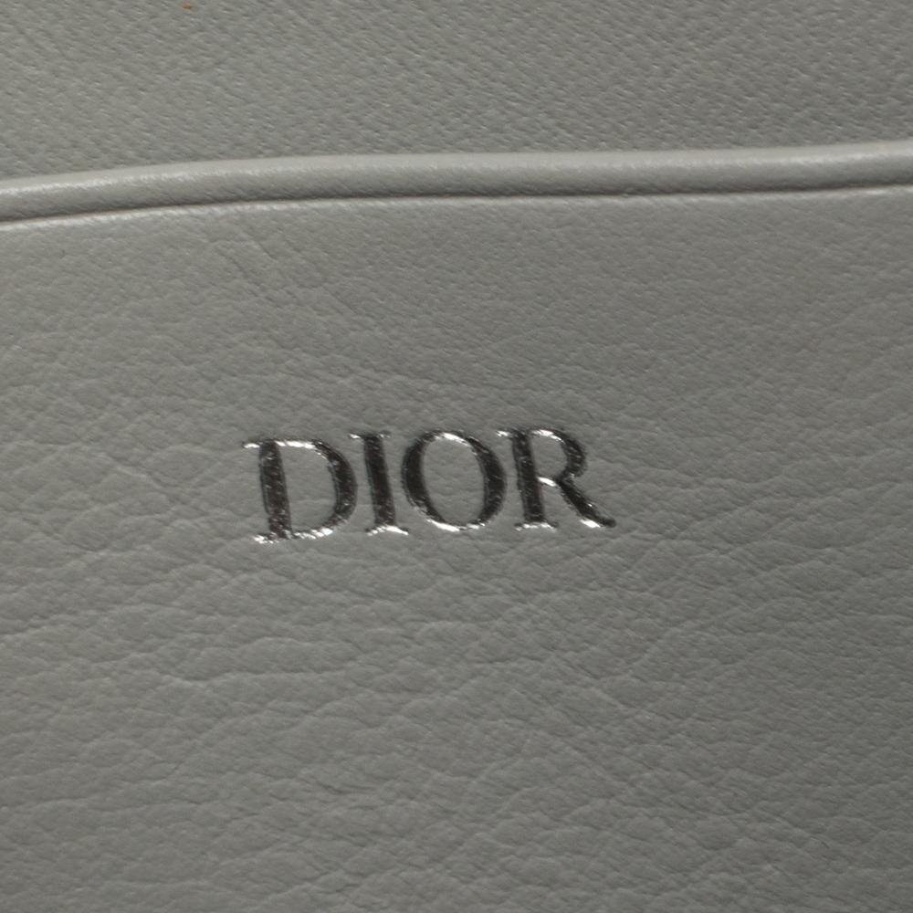 Dior x Jordan Grey Leather Wings Messenger Bag In Good Condition In Dubai, Al Qouz 2