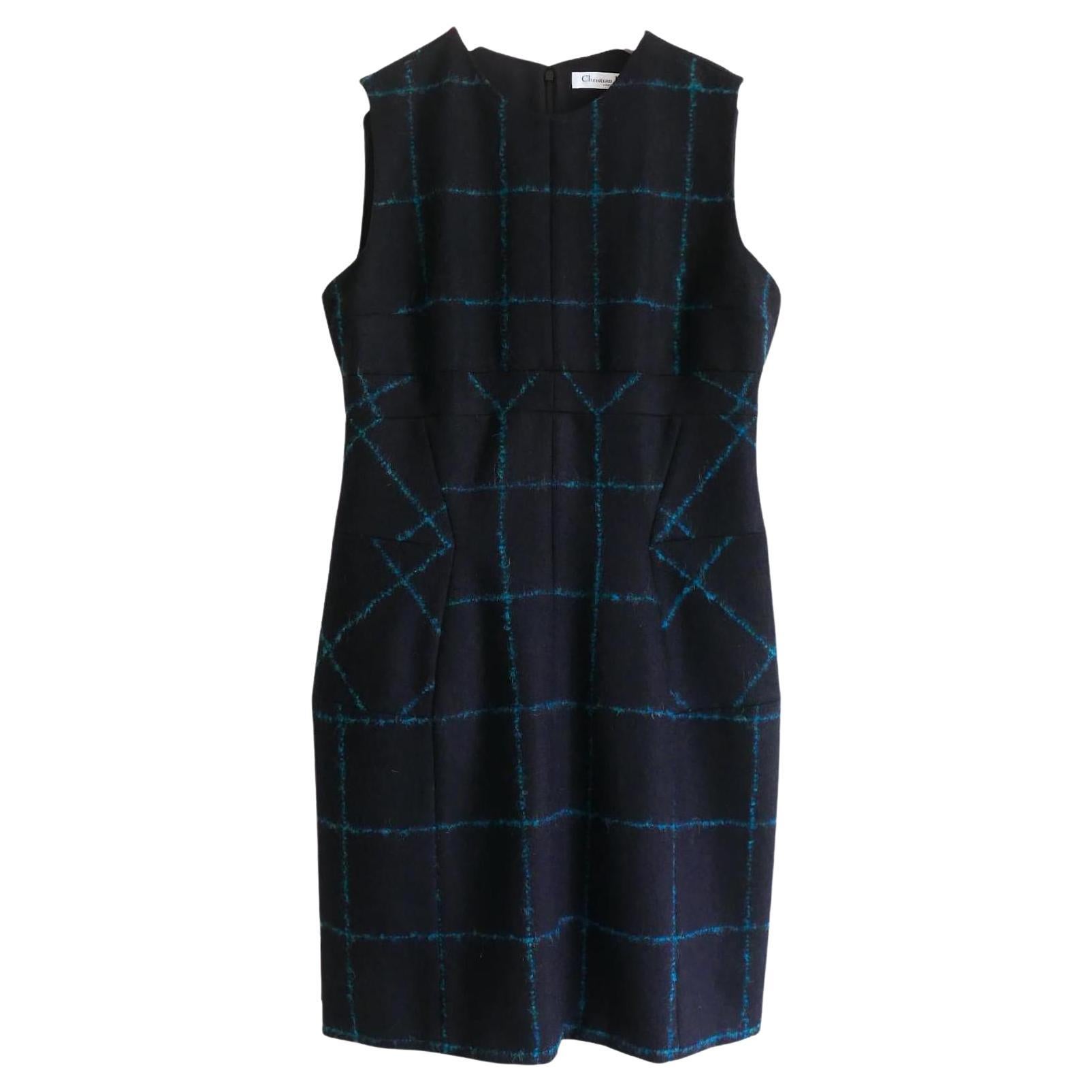 Robe en laine à carreaux Dior x Raf Simons Dior, pré-automne 2015 en vente