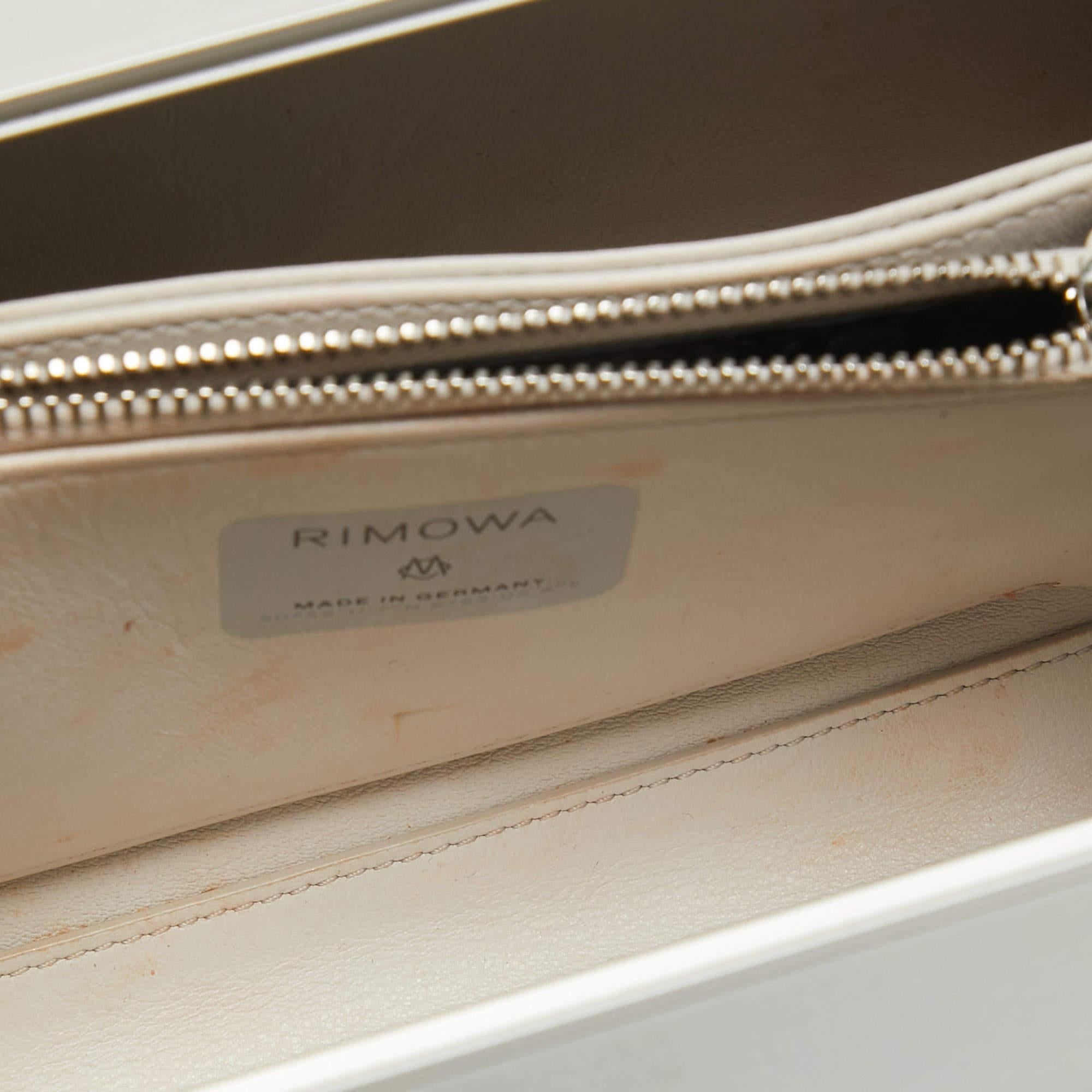 Dior x Rimowa Personal Clutch Bag aus weißem/grauem Aluminium und Leder im Angebot 6