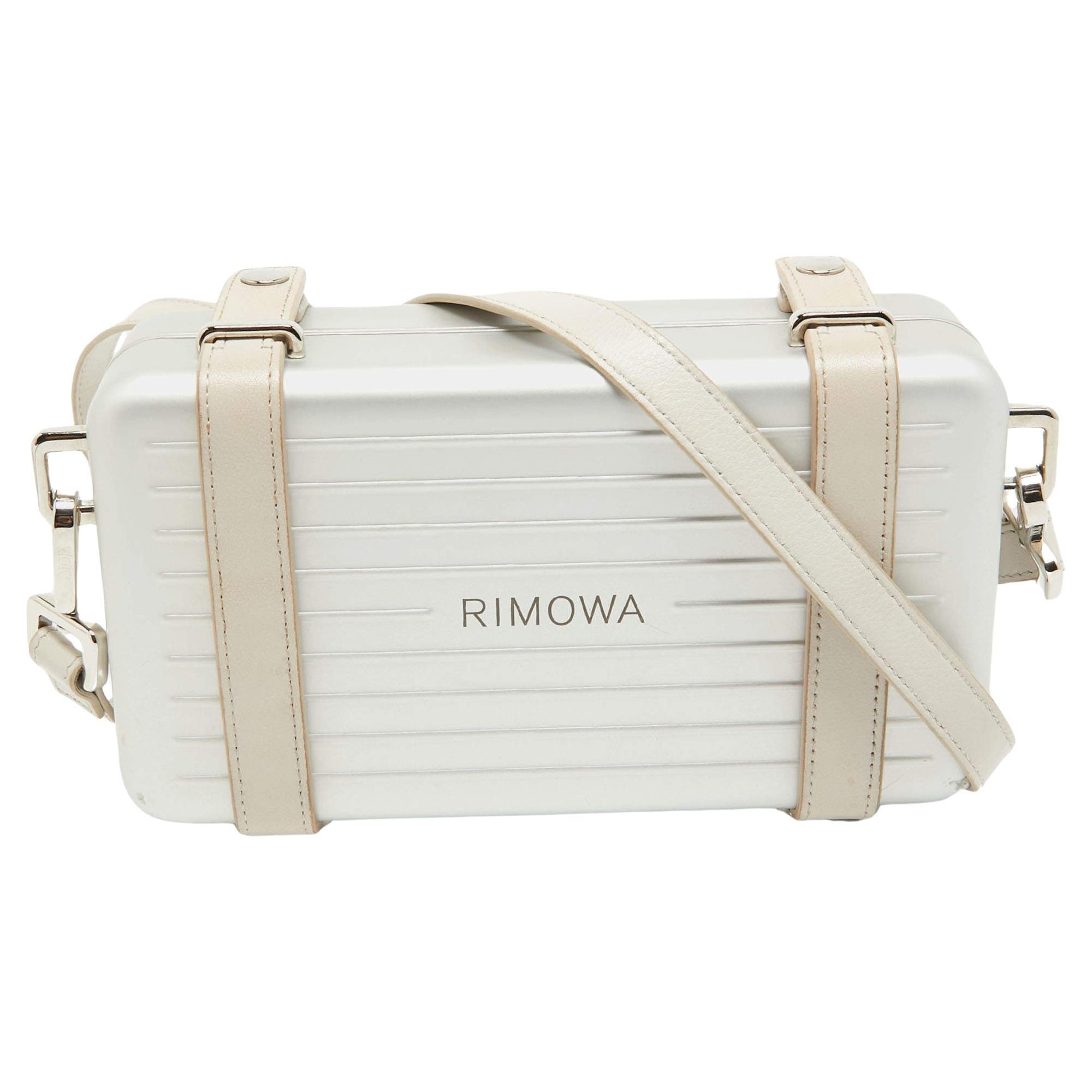 Dior x Rimowa Personal Clutch Bag aus weißem/grauem Aluminium und Leder im Angebot
