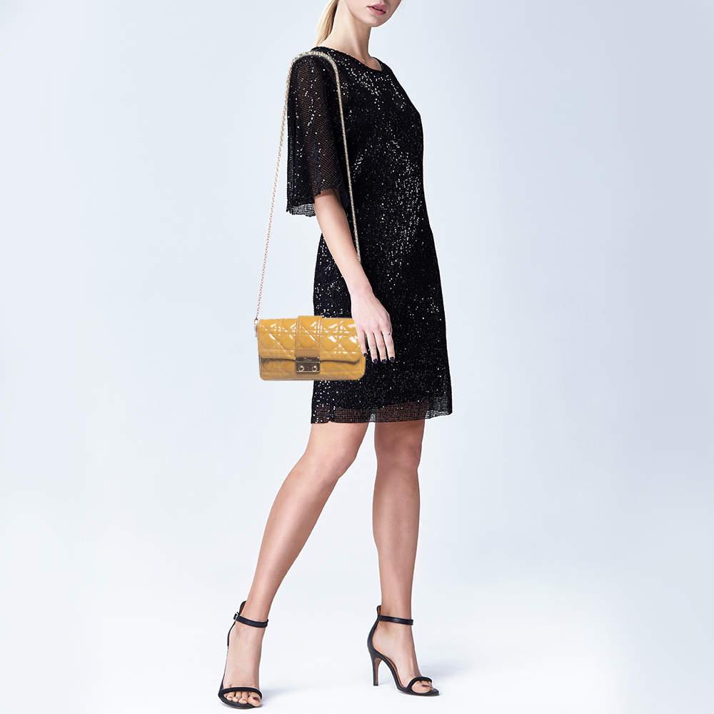 Dior Yellow Cannage Patent Leather Miss Dior Promenade Chain Clutch In Fair Condition For Sale In Dubai, Al Qouz 2