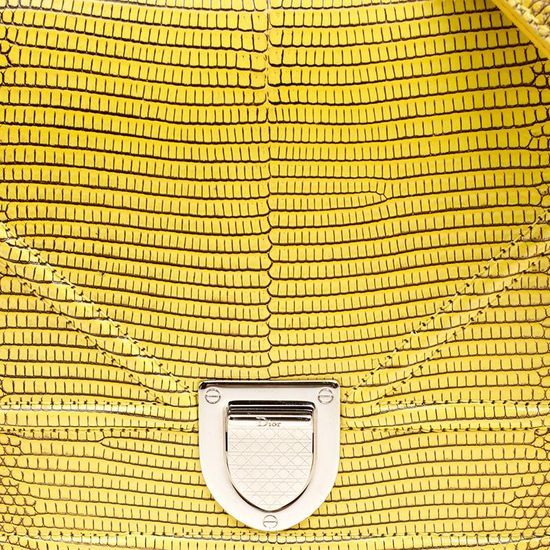 Dior Yellow Lizard Skin Small Diorama Shoulder Bag im Zustand „Hervorragend“ in Dubai, Al Qouz 2