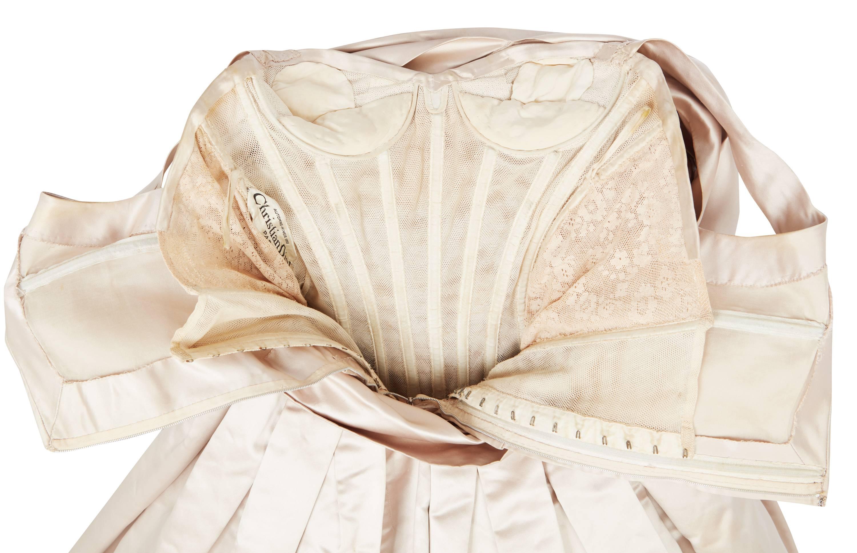 Christian Dior Haute Couture Sevres ivory beaded gown, 1951 2