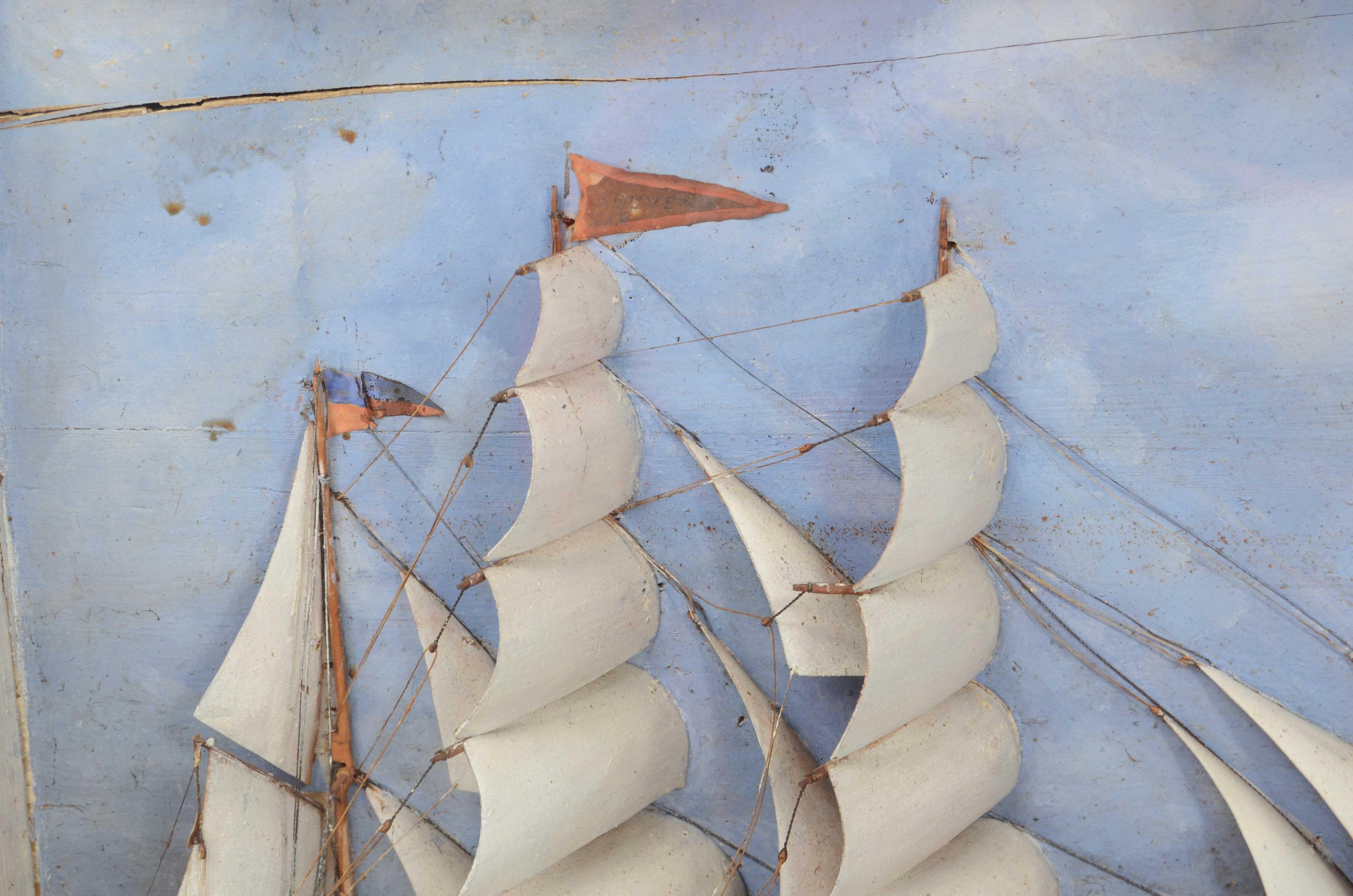 19th Century Diorama dans une vitrine en forme de trapèze représentant la Brigantine de la fin du 19e siècle en vente