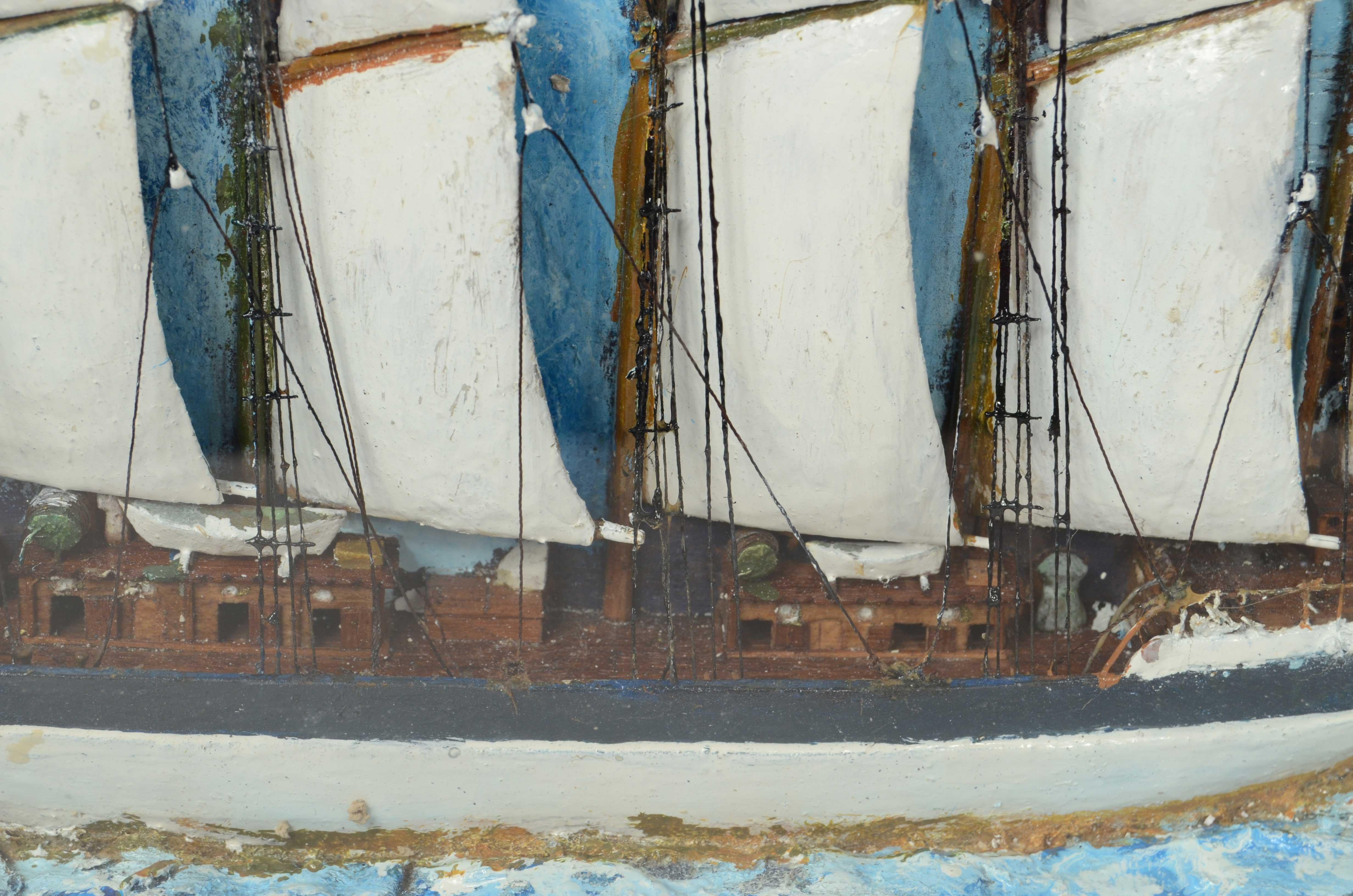 Diorama nautique de forme trapézoïdale d'une goélette à 5 mâts 1910 en vente 6