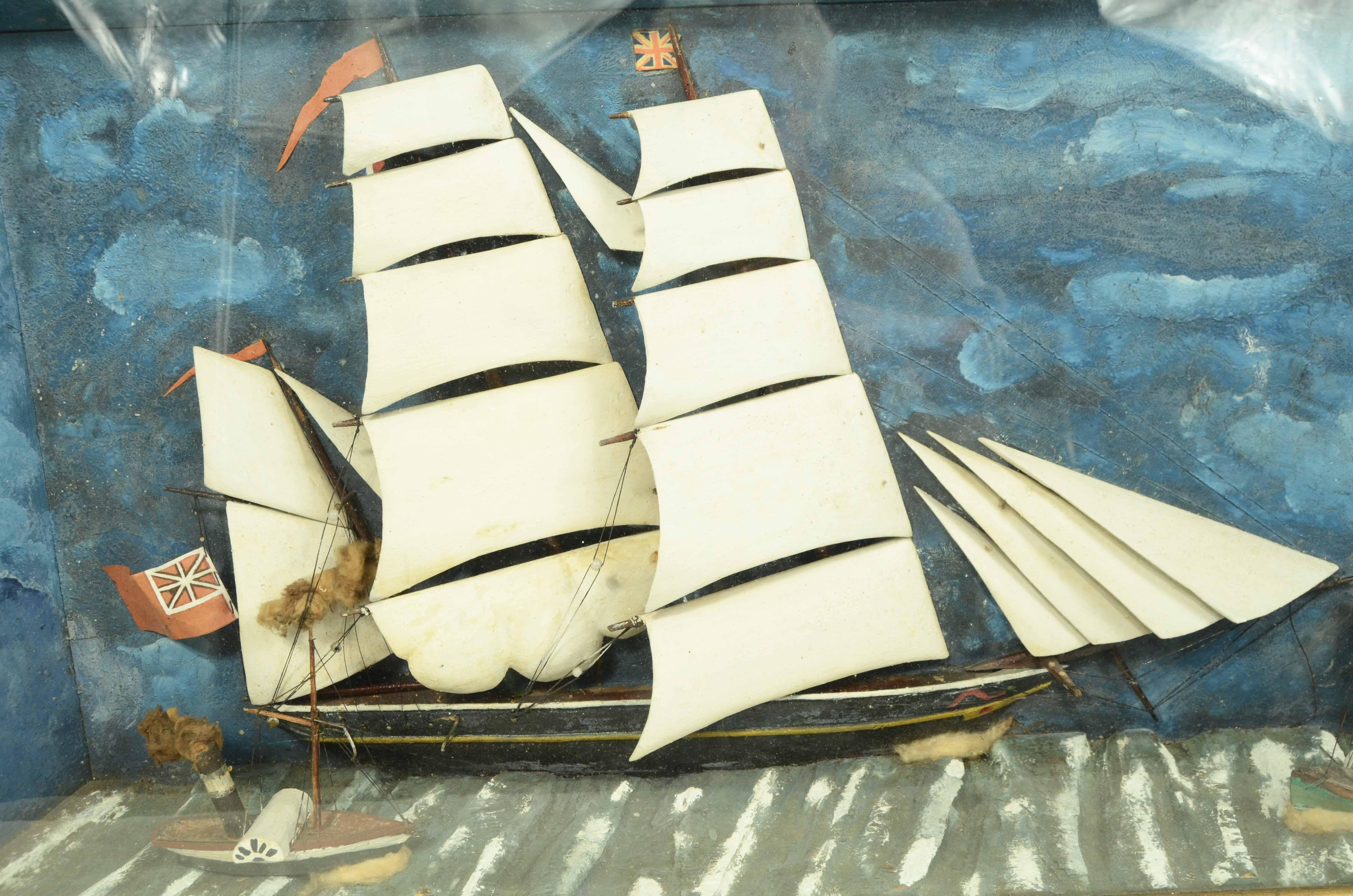 Diorama nautico in teca di legno e vetro di una goletta a vele spiegate inglese in vendita 2