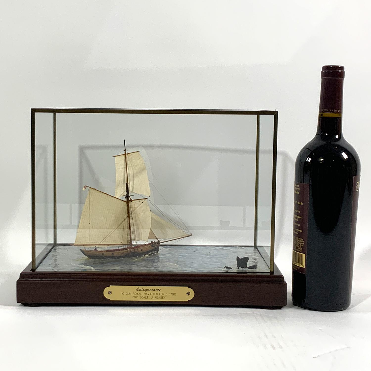 Anglais Diorama - Vase de la marine royale à dix canons « Entreprenante » en vente
