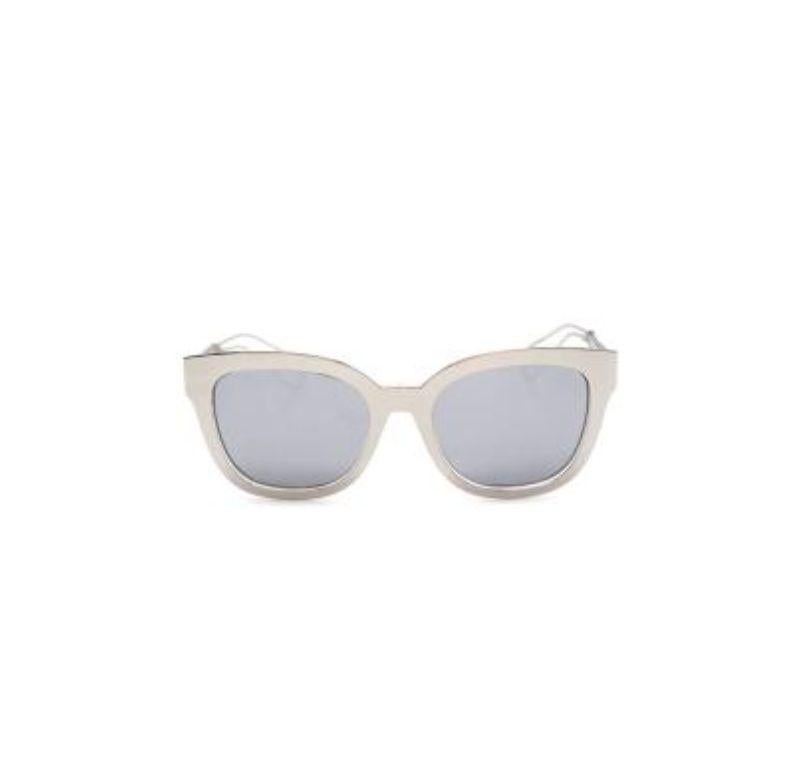 Diorama1 Silver Mirrored Sunglasses In Excellent Condition For Sale In London, GB