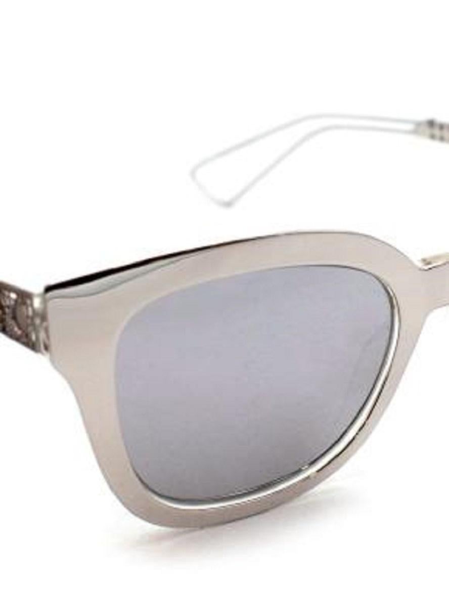 Diorama1 Silver Mirrored Sunglasses For Sale 4