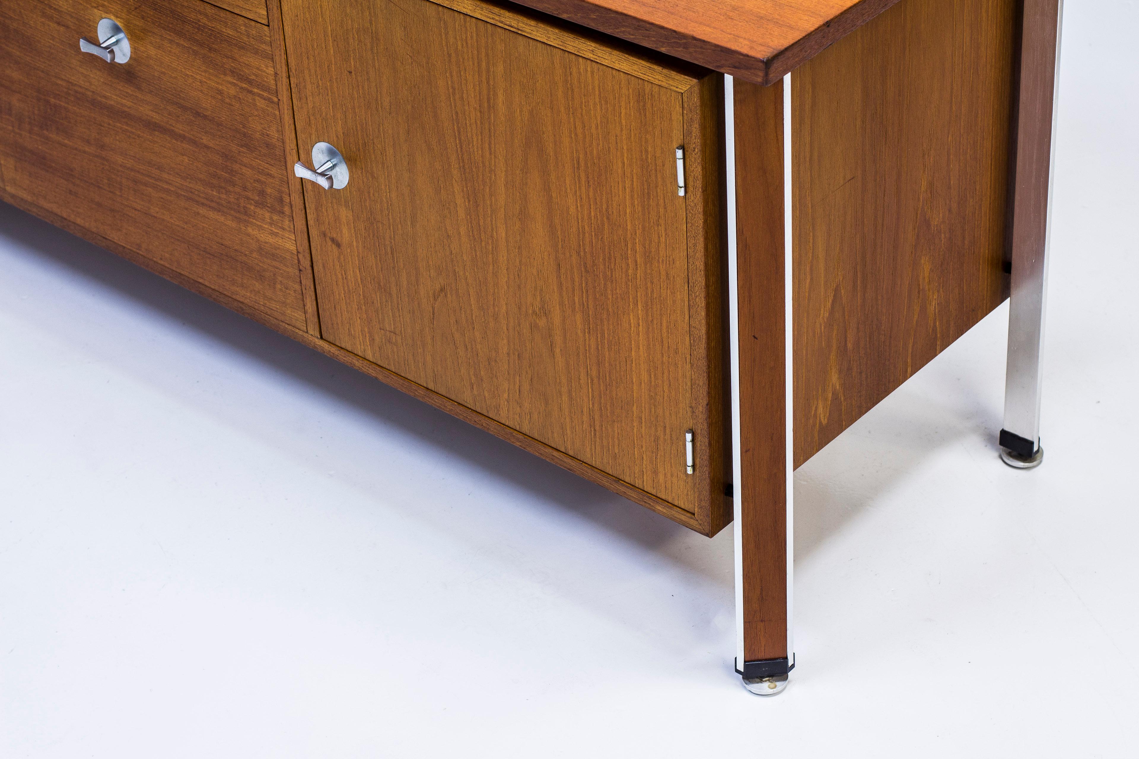 Teak 