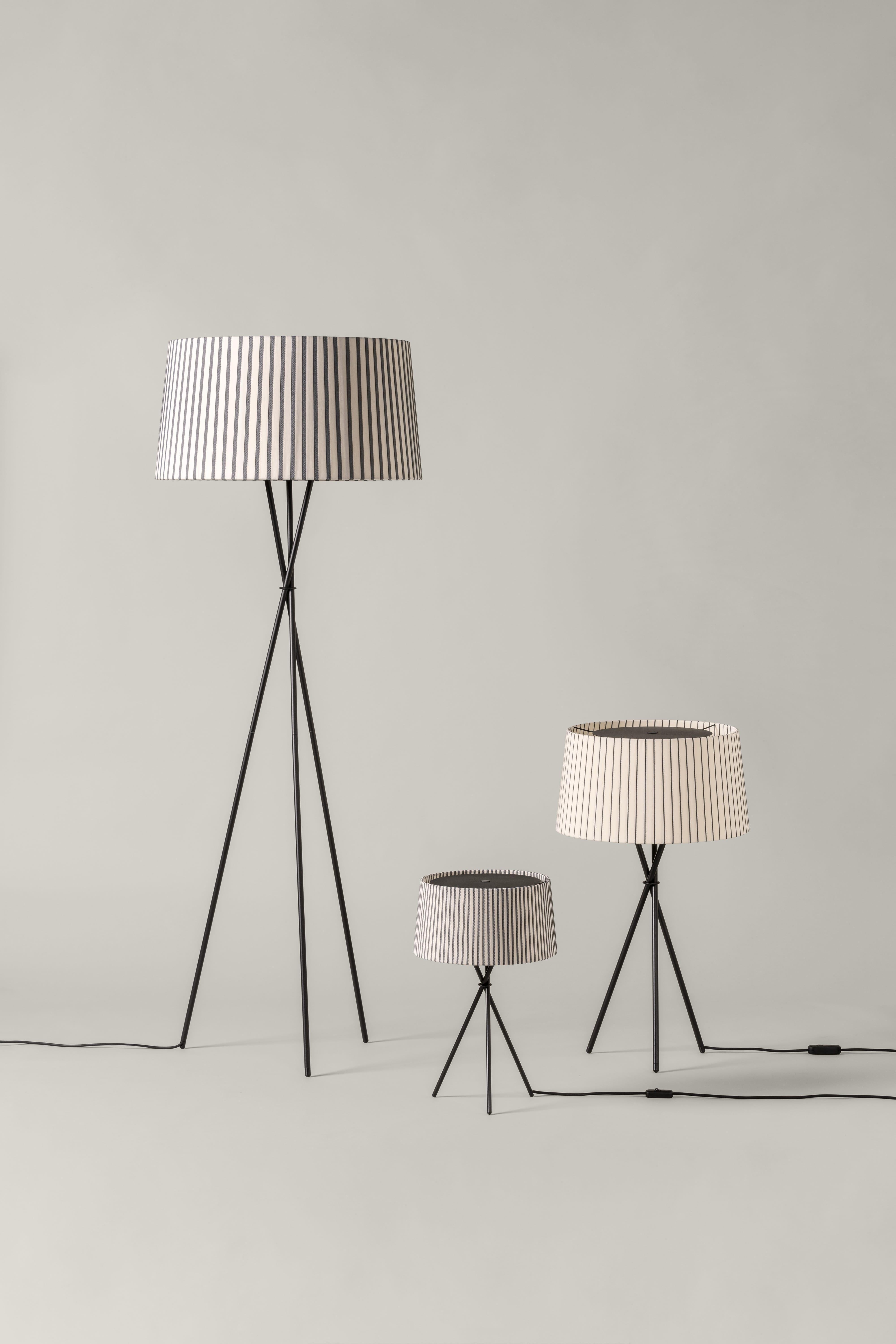 Contemporary Diplomática Trípode G5 Floor Lamp by Santa & Cole For Sale