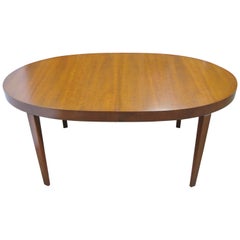 Directional / Calvin Furniture Oval Classic Cherry Midcentury Dining Table