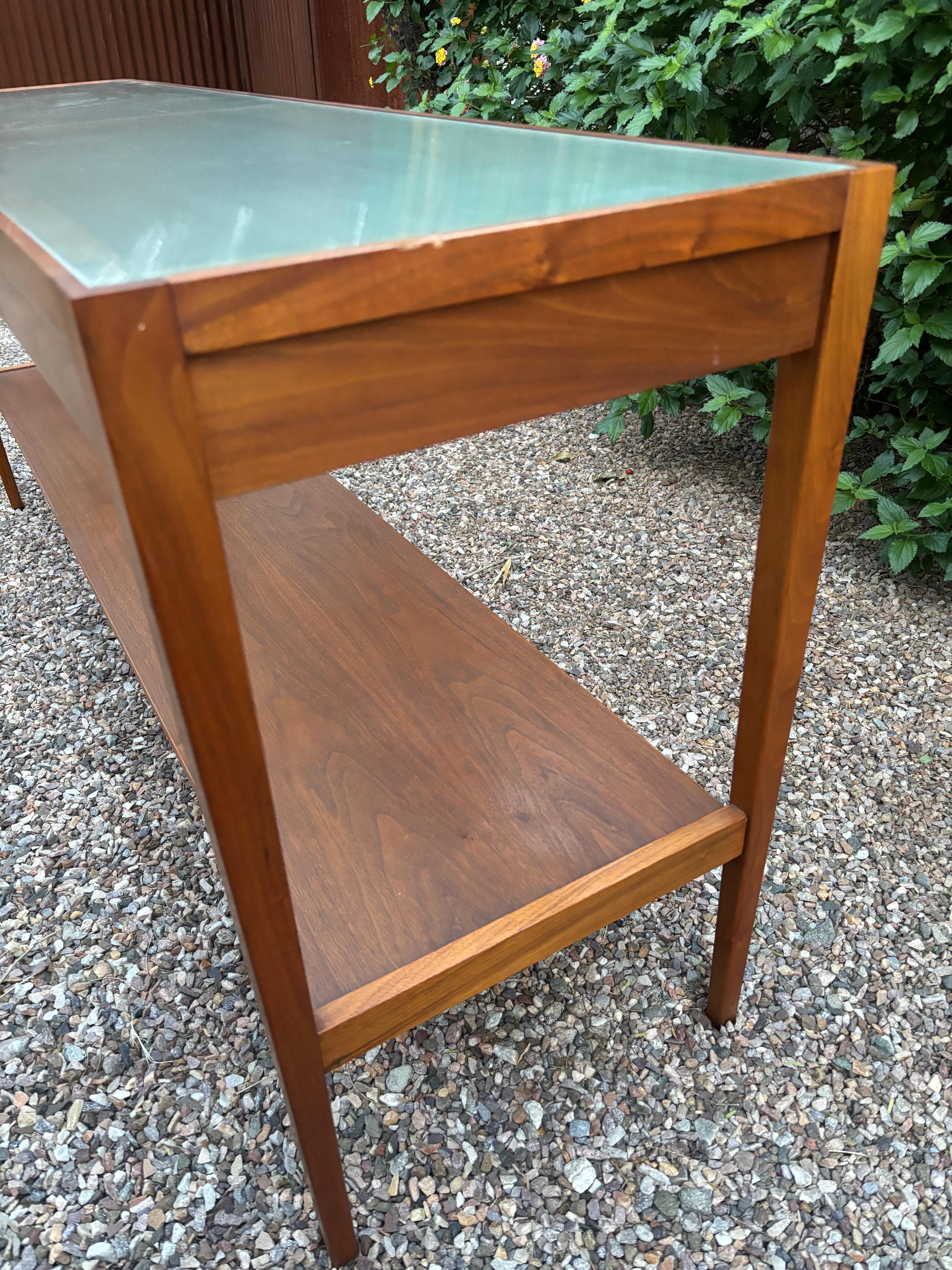 Directional Console attributed to Milo Baughman For Sale 3