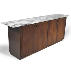 Directional Credenza mit Marmorplatte