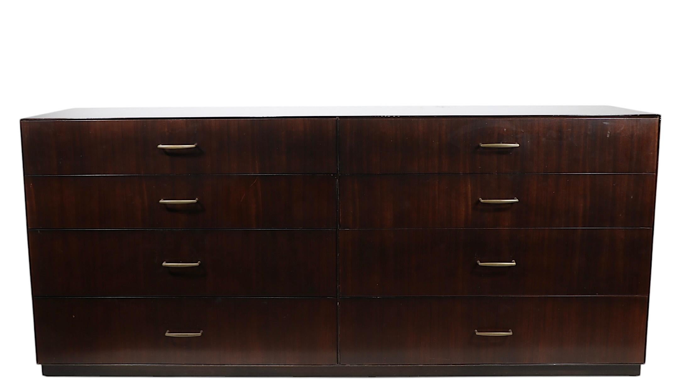 Directional Custom Collection'S a otto cassetti  Cassettone in vendita 4
