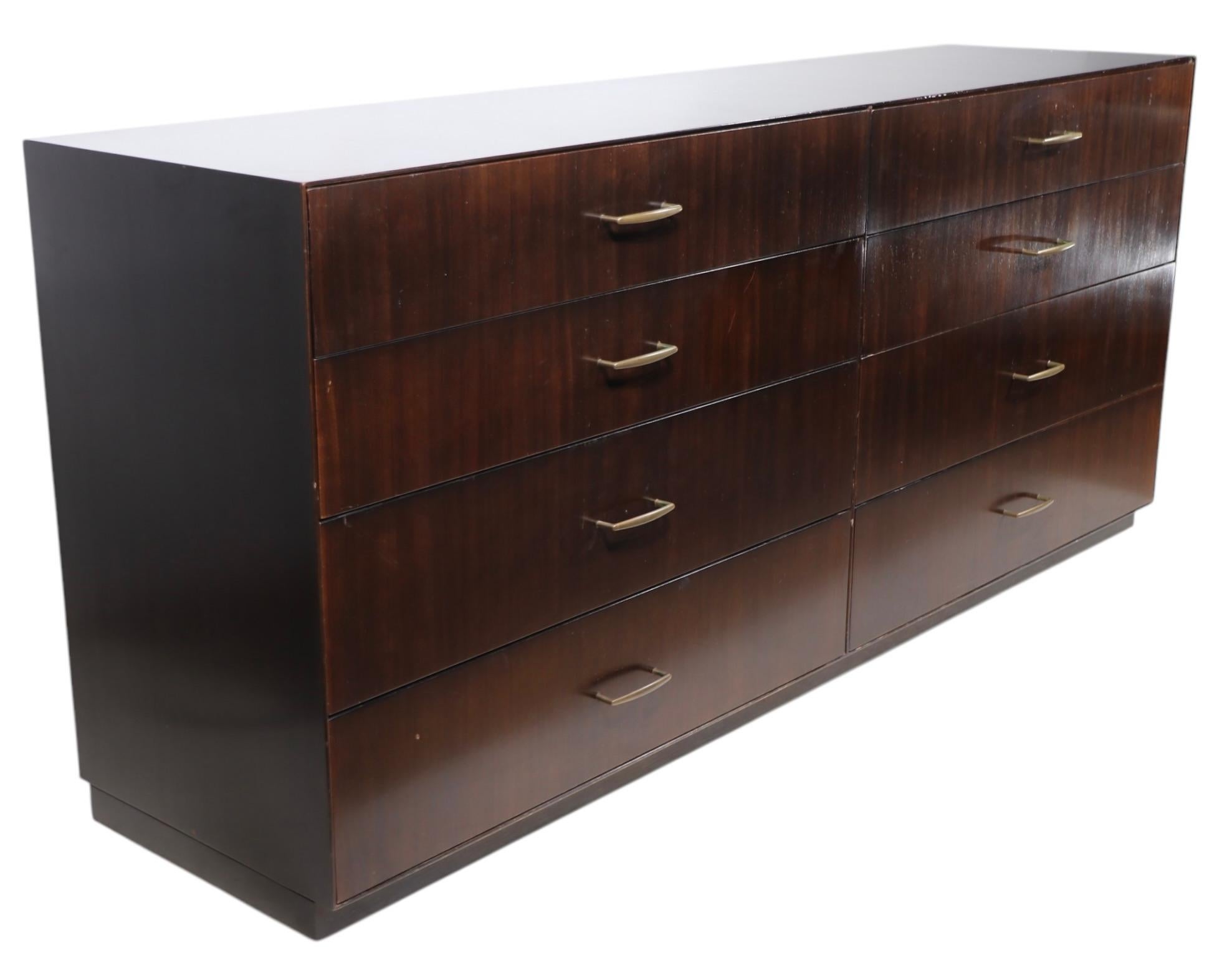Directional Custom Collection'S a otto cassetti  Cassettone in vendita 6