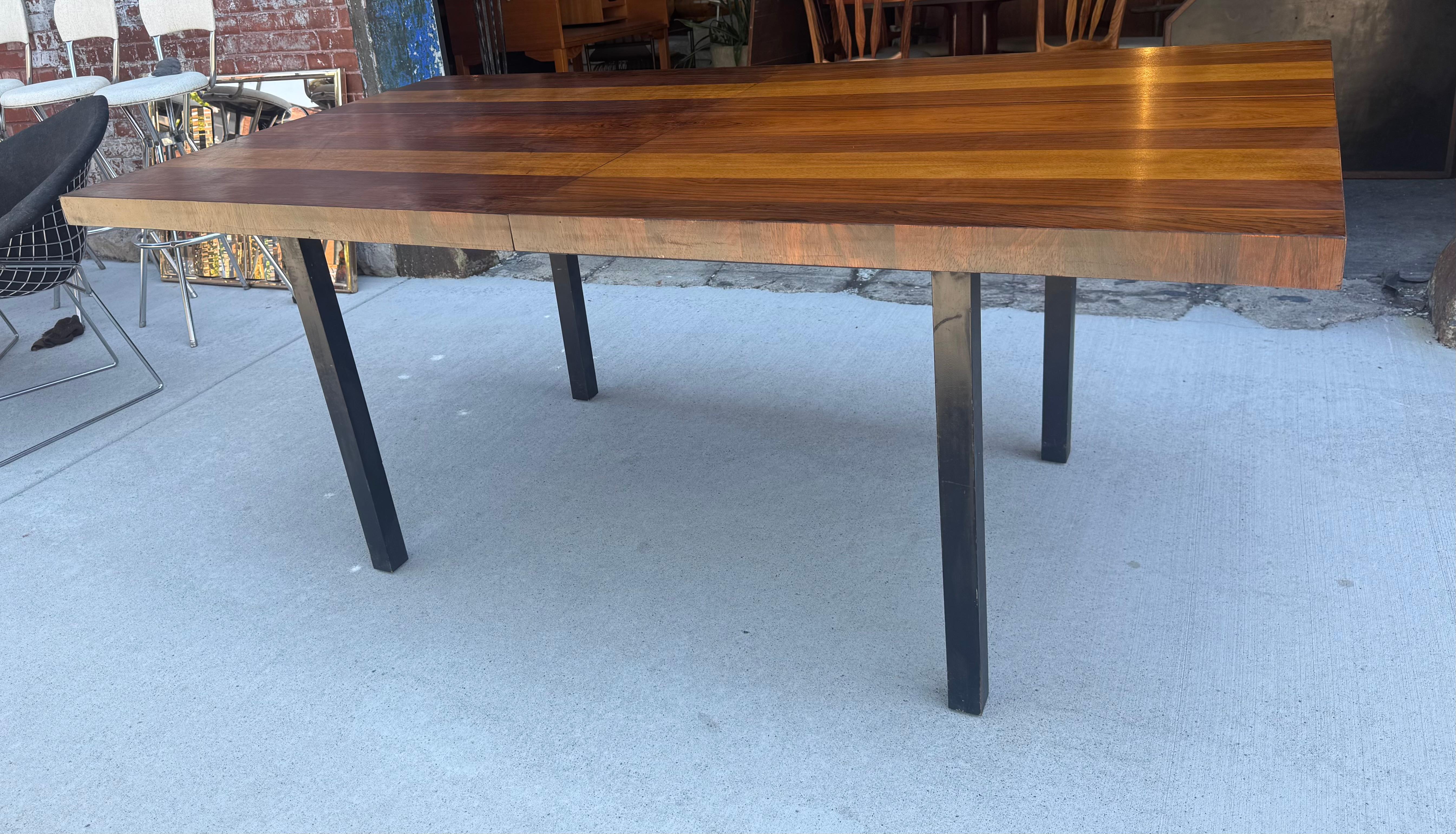 Wood Directional Dining Table designed by Milo Baughman / Classic Modernist Design For Sale