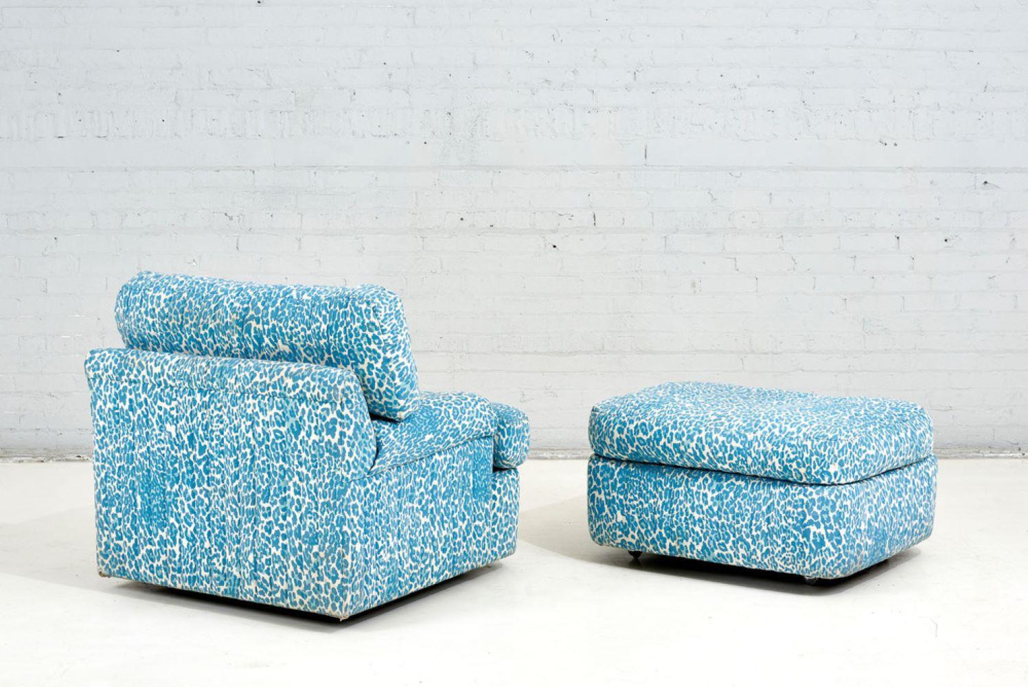 Directional Lounge Chair and Ottoman, 1980 In Good Condition For Sale In Chicago, IL