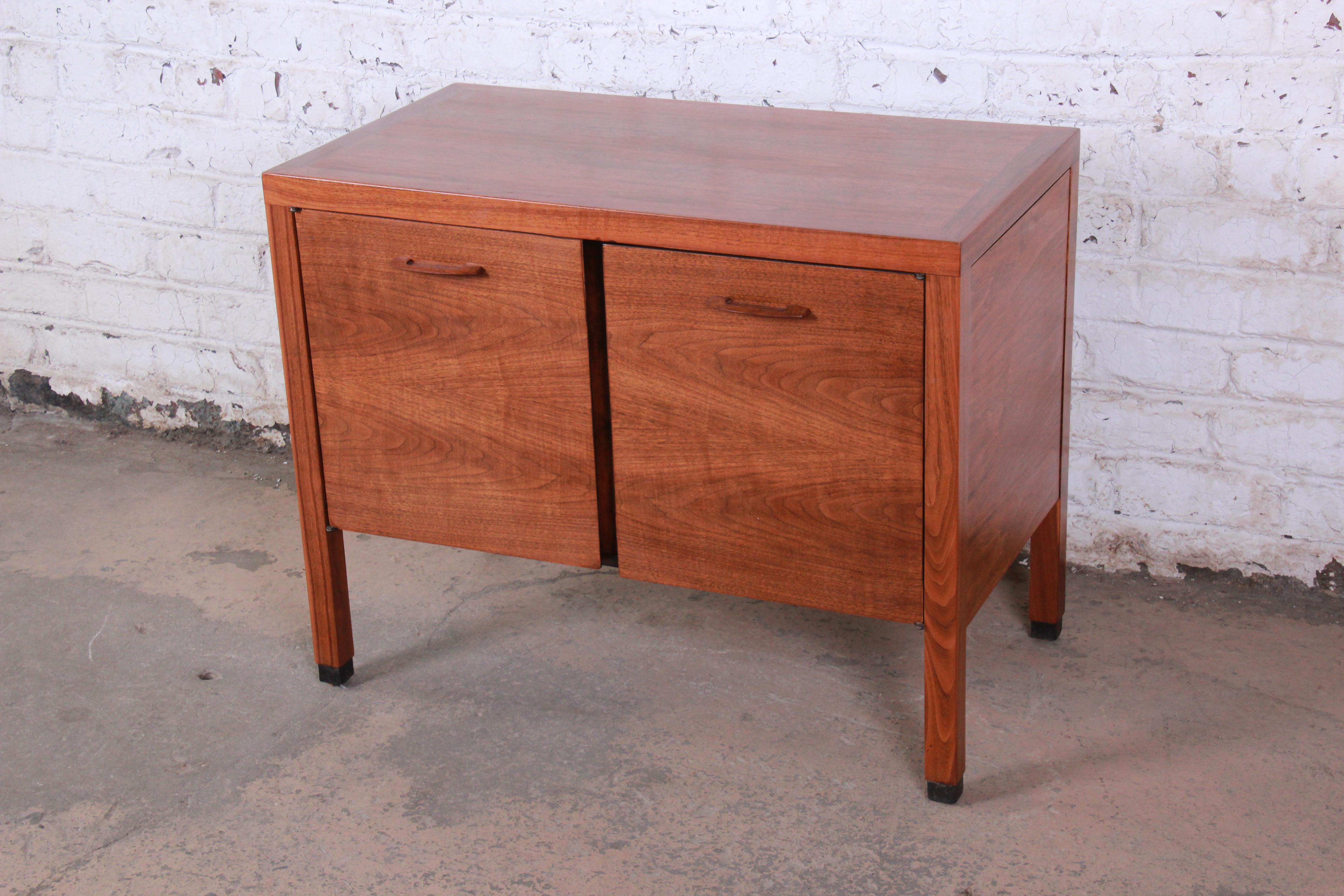 small credenza with drawers