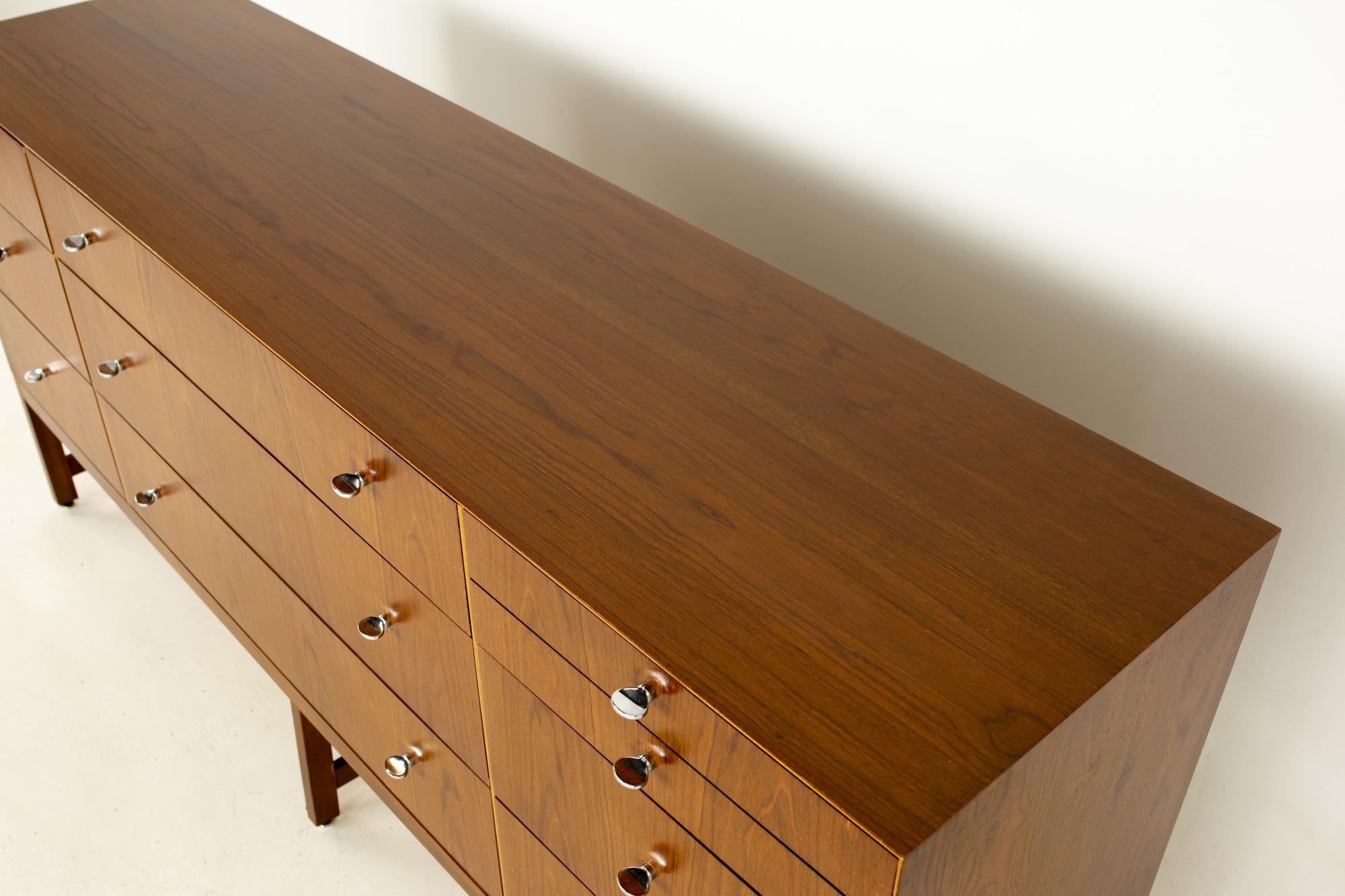 Directional Mid Century Walnut and Chrome Lowboy Dresser In Good Condition In Countryside, IL