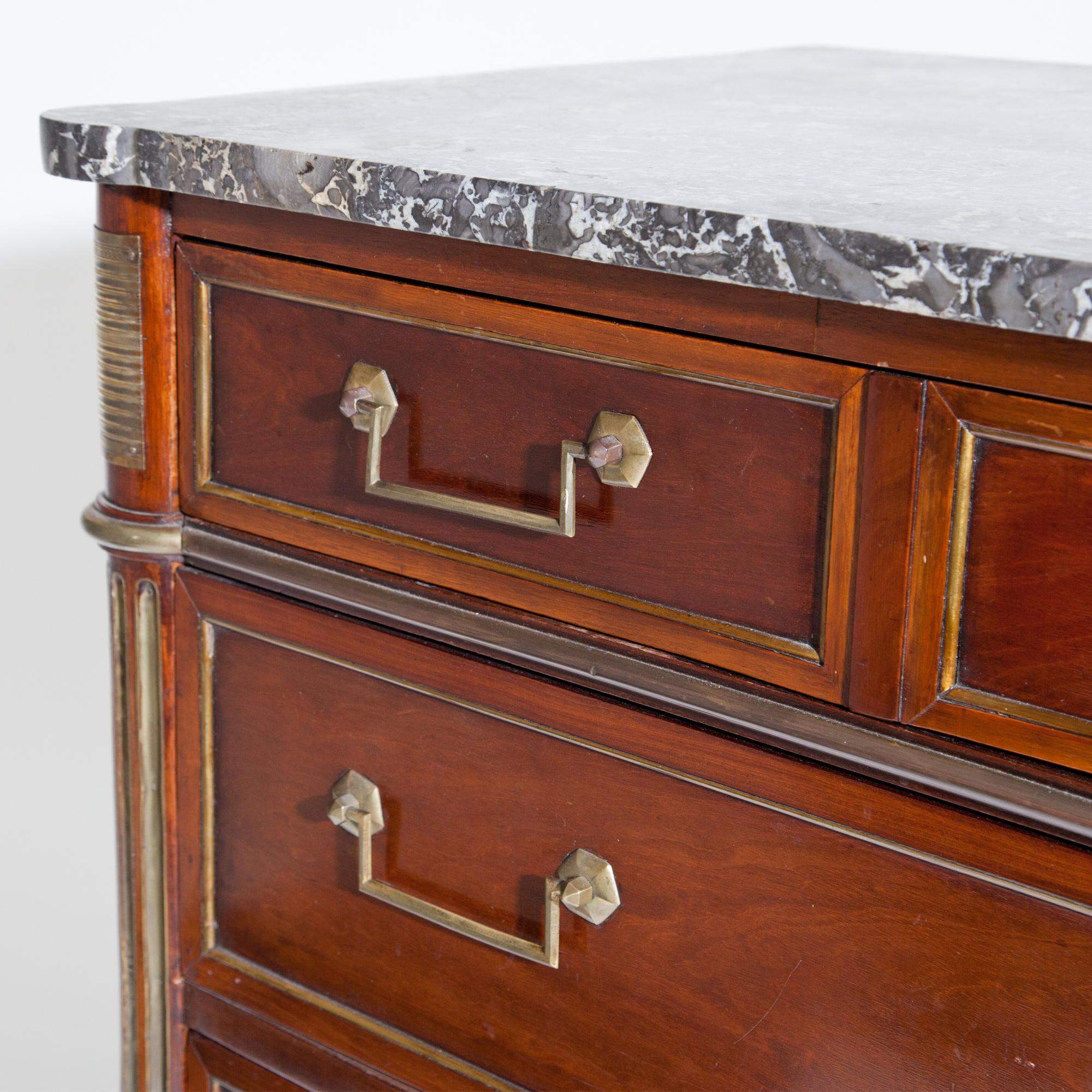 Directoire Chest of Drawers, circa 1790 1