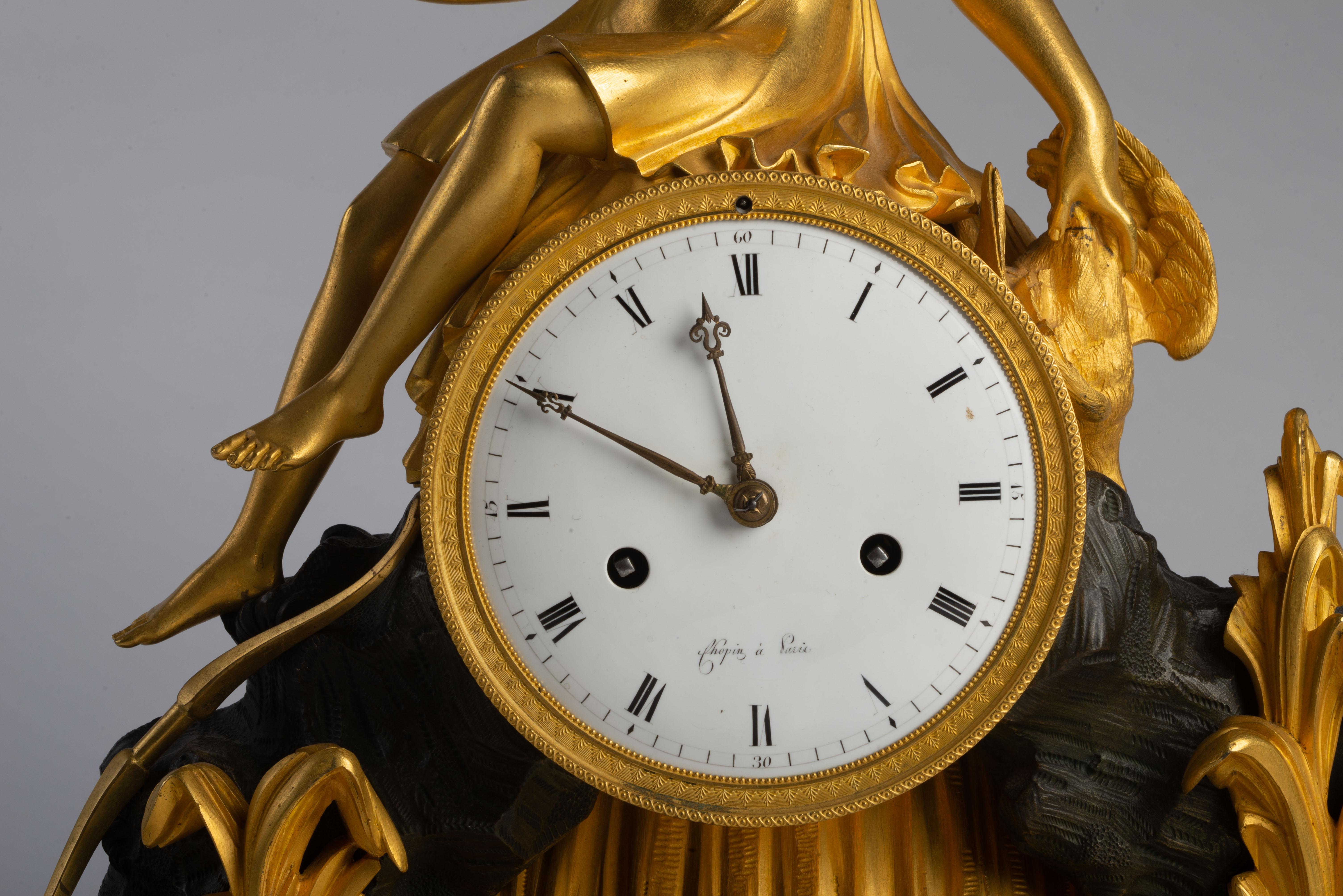 Directoire Gilt and Patinated Bronze Mantel Clock In Fair Condition For Sale In Kittery Point, ME