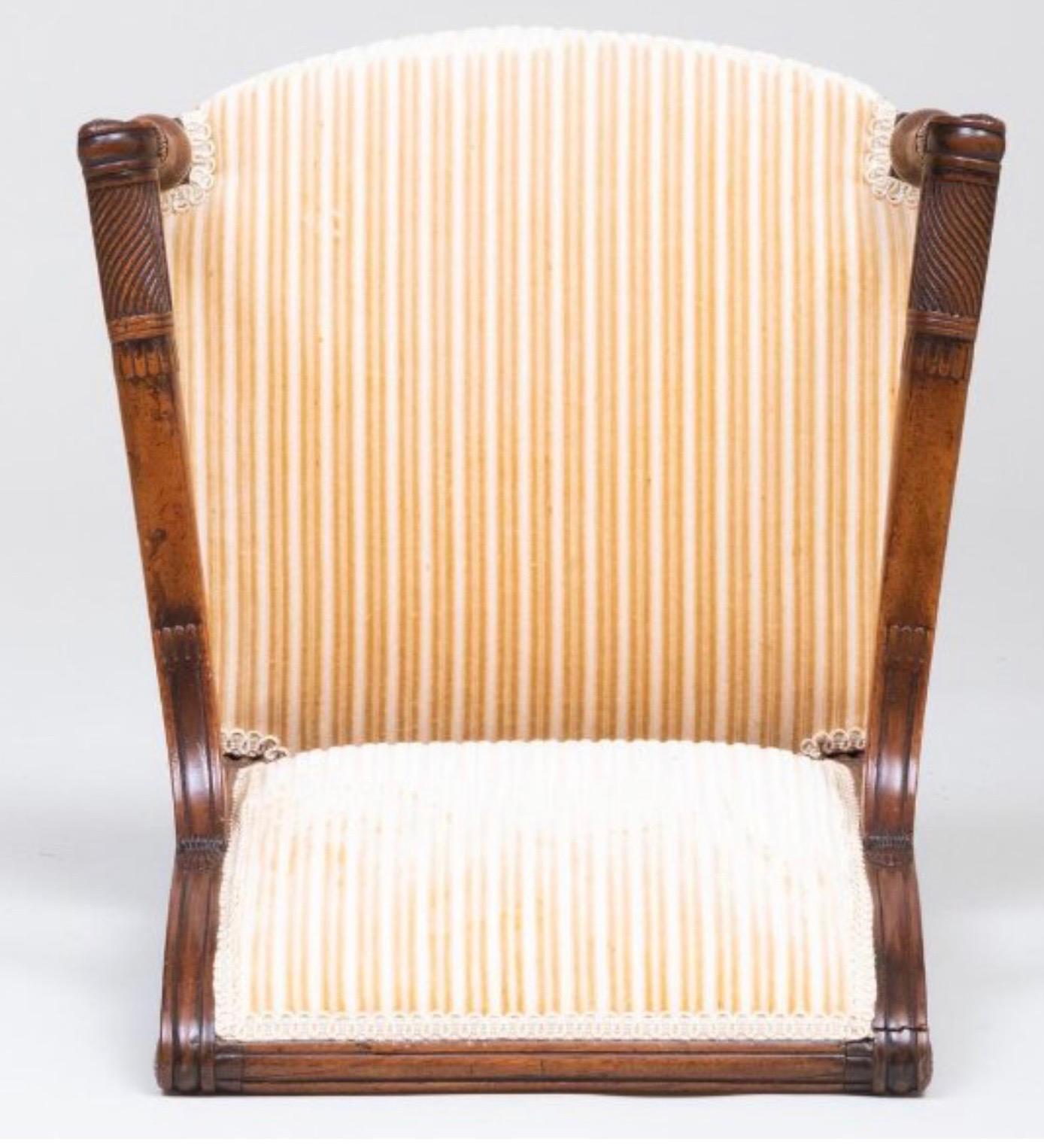 Directoire Mahogany Child’s Armchair, Late 18th Century In Good Condition For Sale In Spencertown, NY