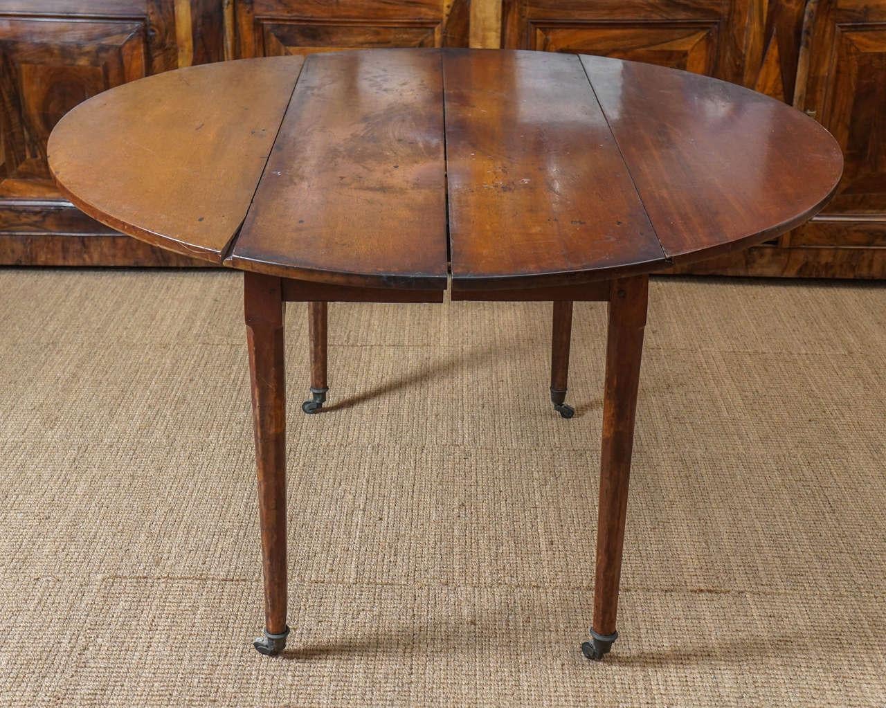 Directoire Mahogany Dining Table For Sale 1